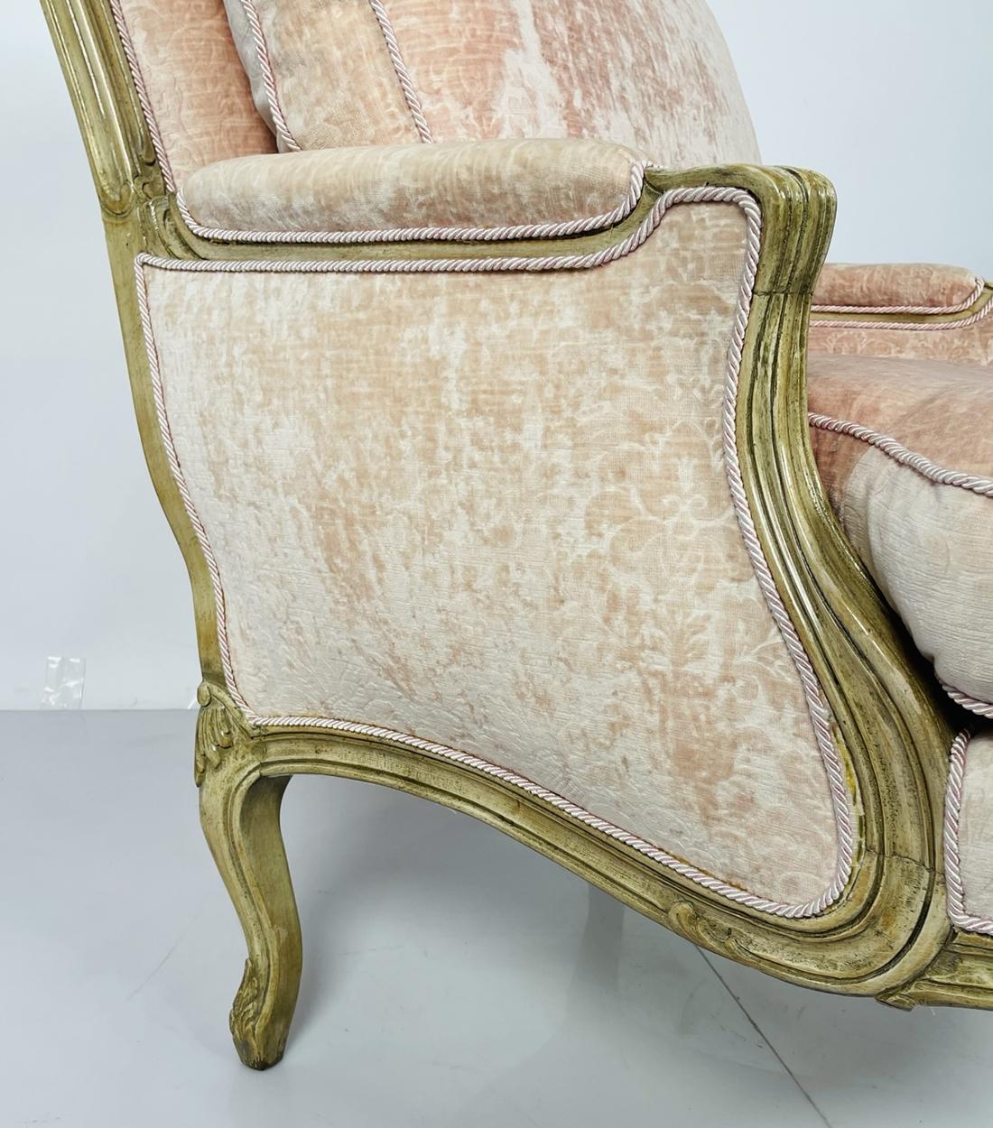 French Louis XV Style Bergere  For Sale 2