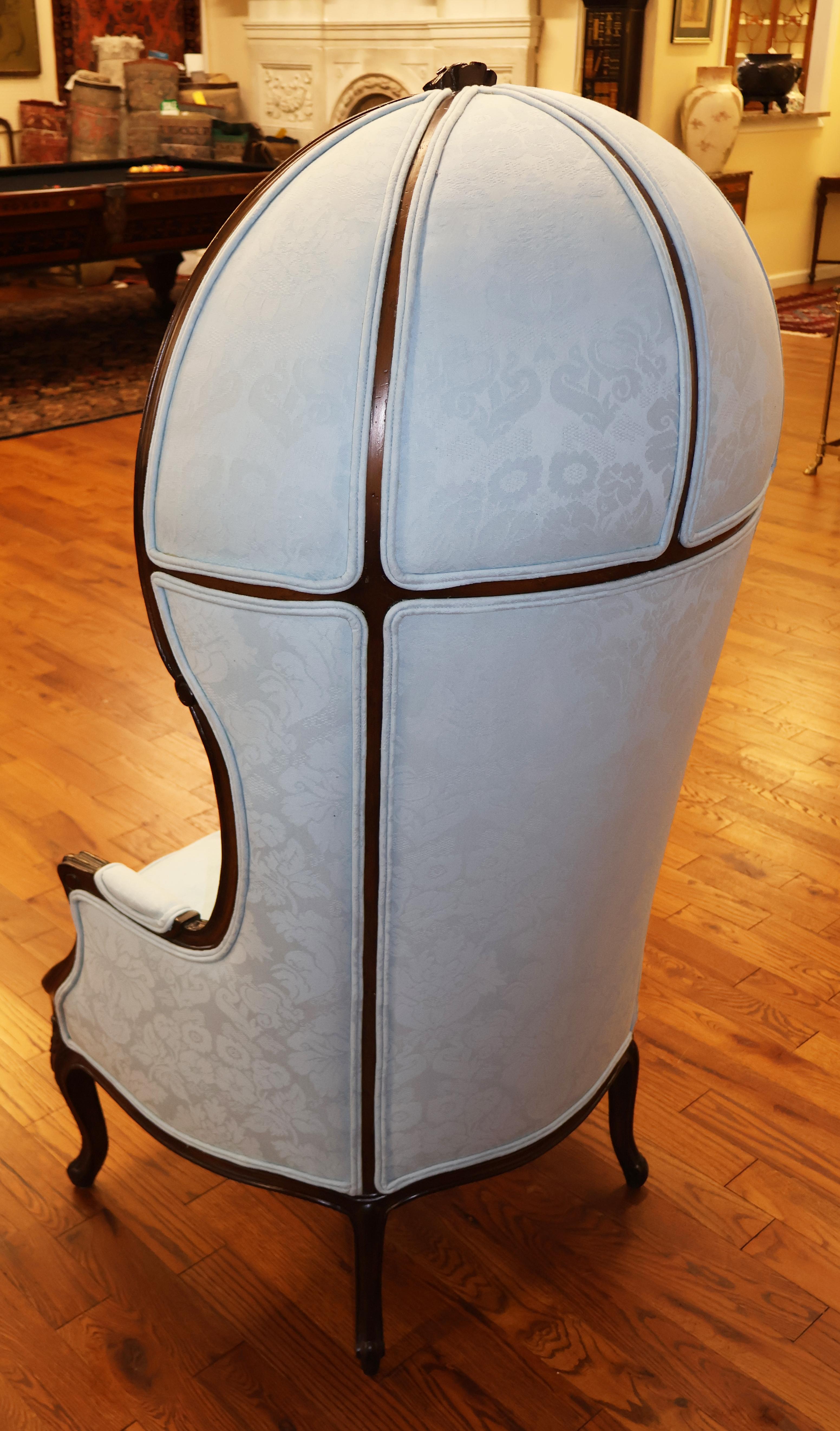 French Louis XV Style Blue Damask Fabric Hooded Porters Chair For Sale 2