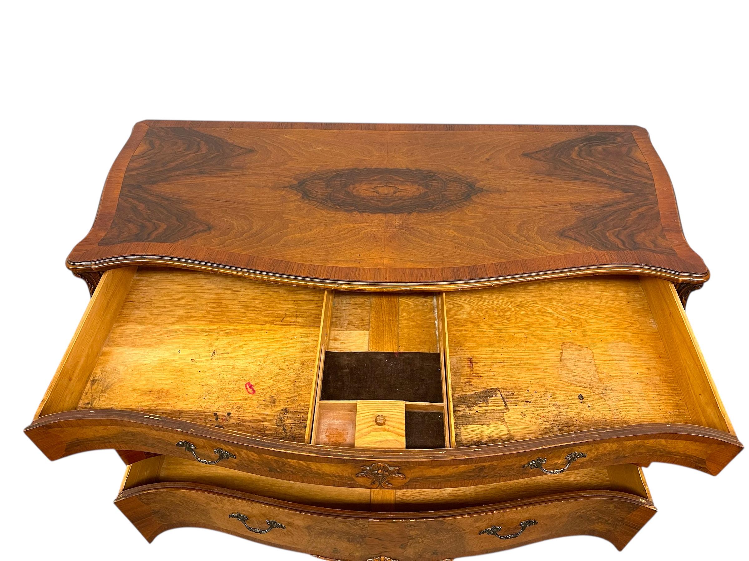 French Louis XV Style Bombe Burlwood 3-Drawer Commode with Carved Details For Sale 2