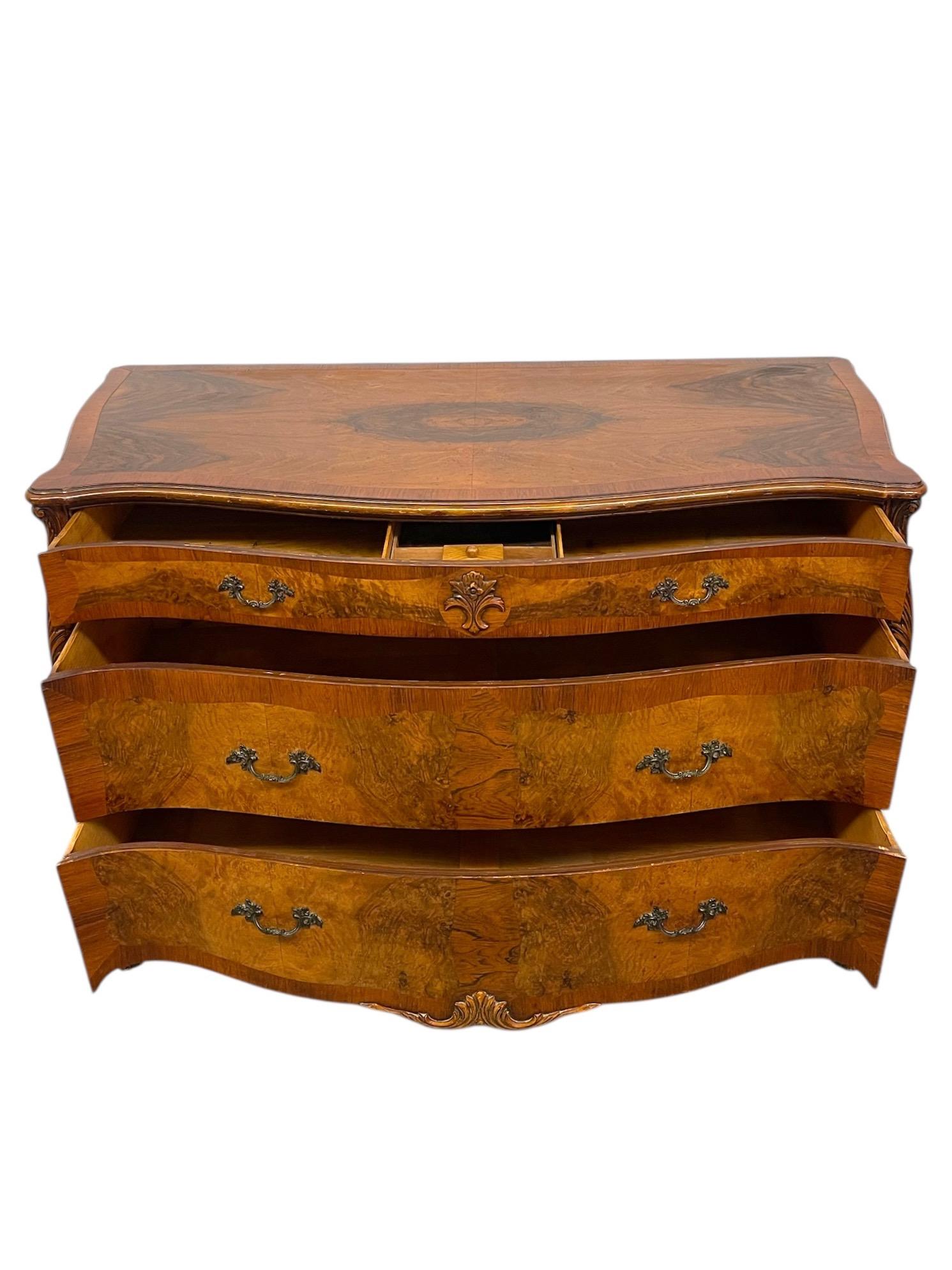 French Louis XV Style Bombe Burlwood 3-Drawer Commode with Carved Details For Sale 4