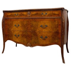 Commodes and Chests of Drawers