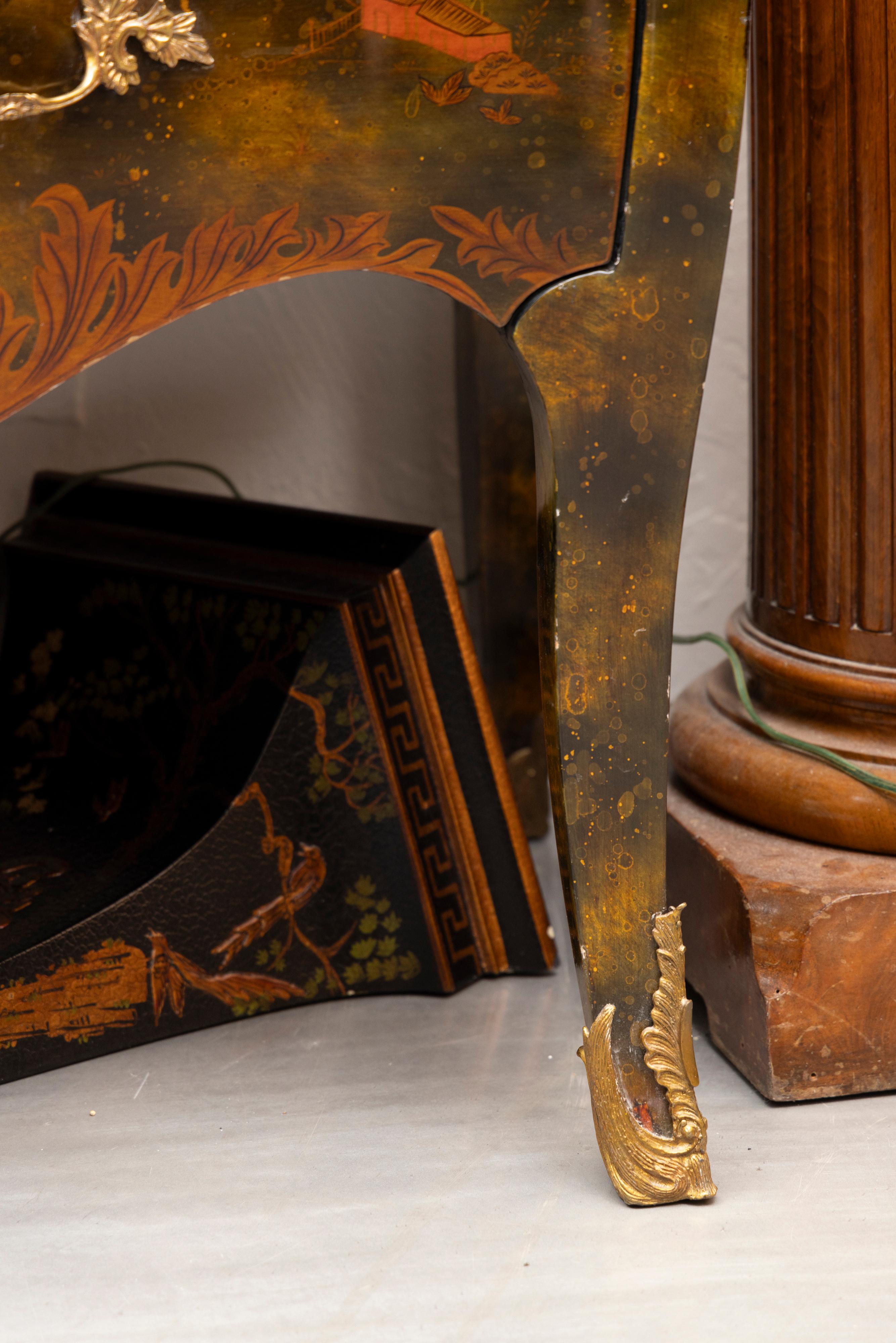 Cómoda Francesa Estilo Luis XV Bombe Chinoiserie Lacada Madera en venta