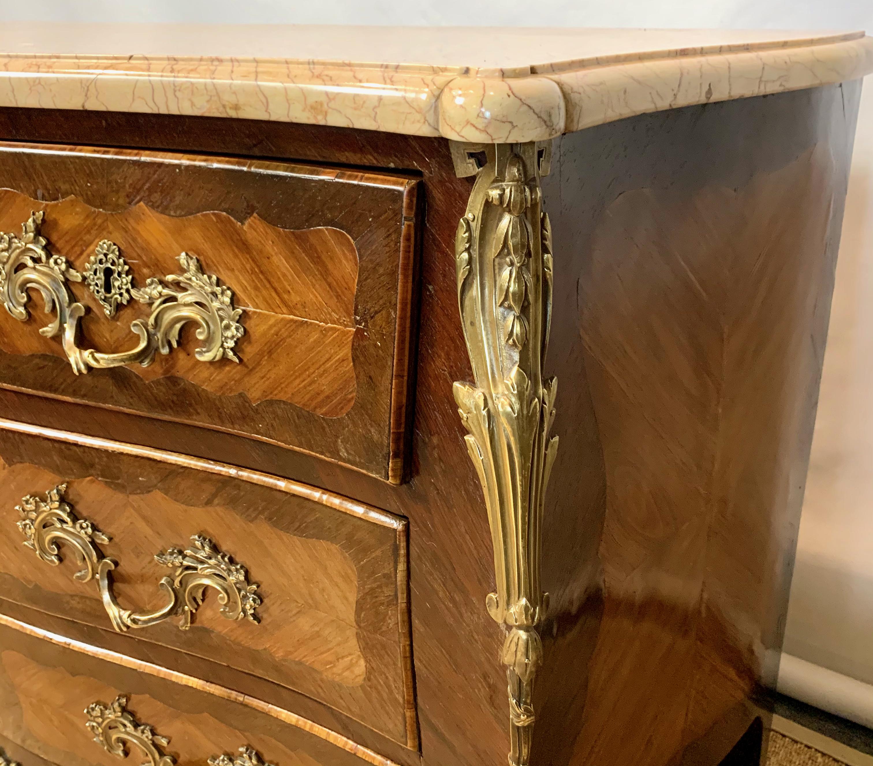 19th Century French Louis XV Style Bombé Commode For Sale