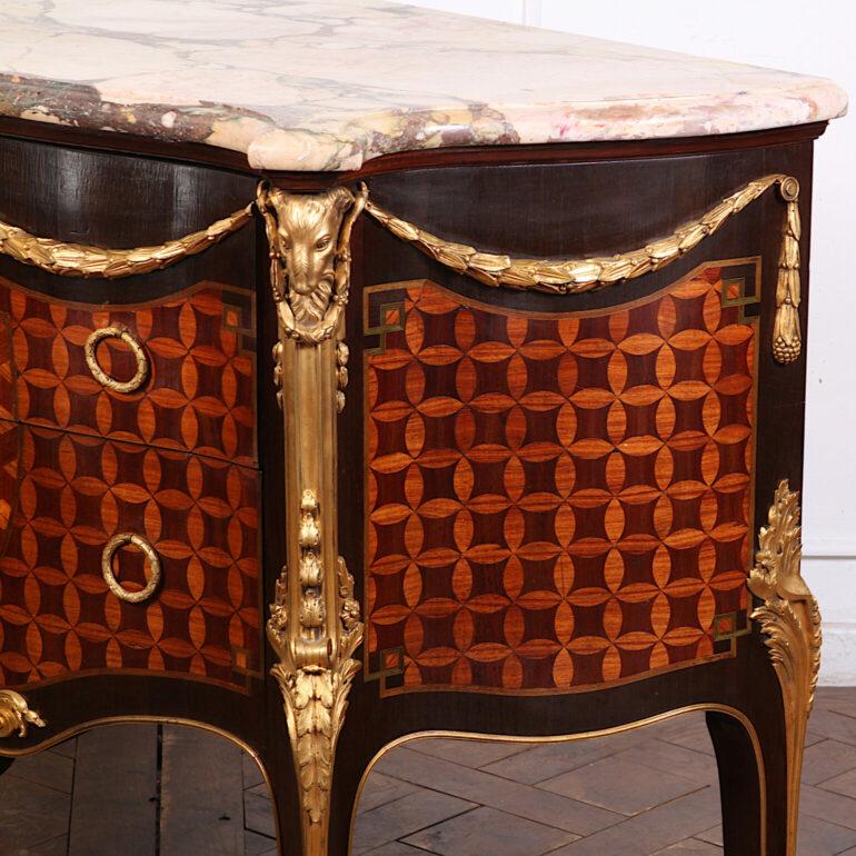 French Louis XV Style Bombe Commode with Gilt Mounts 1