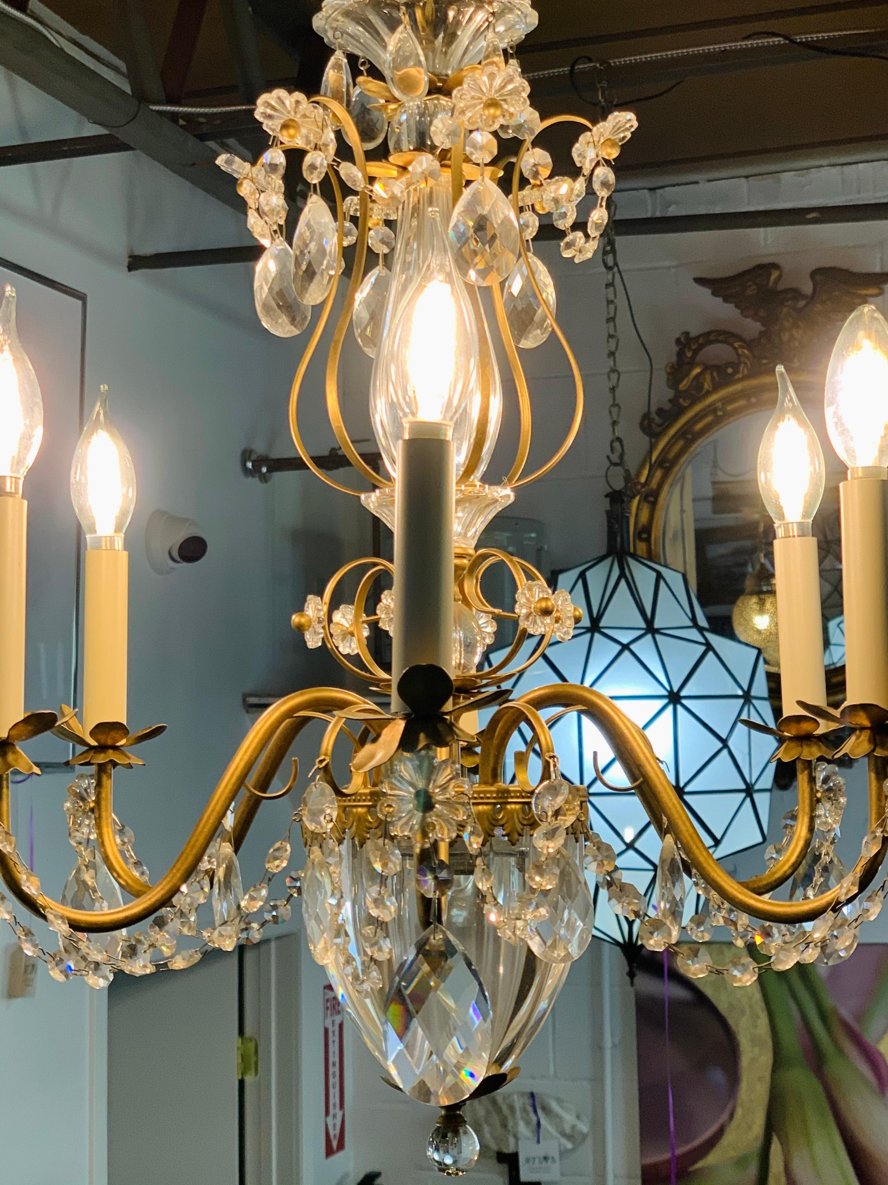 French Louis XV Style Brass and Crystal Chandelier In Good Condition In Plainview, NY