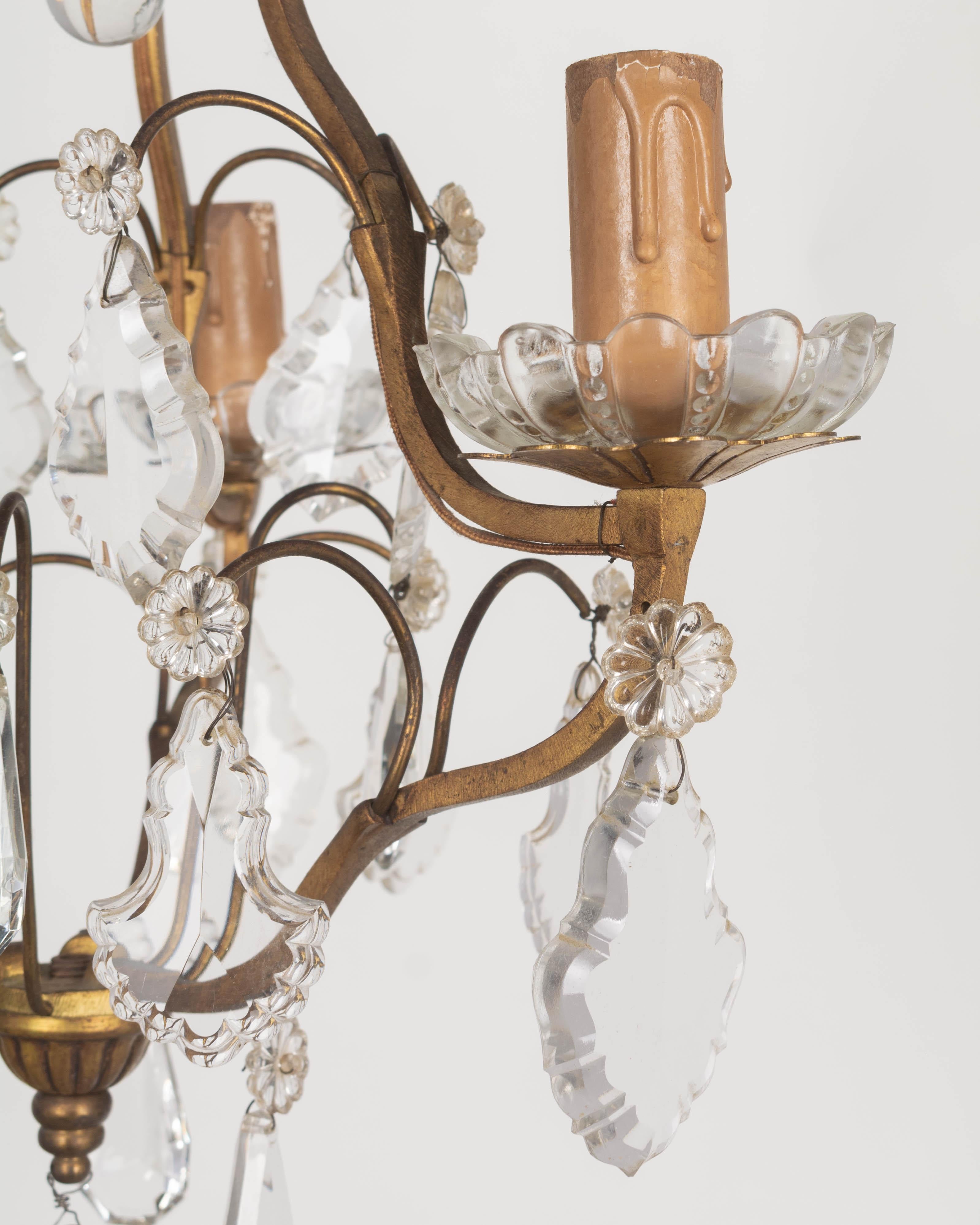 French Louis XV Style Brass & Crystal Chandelier For Sale 5