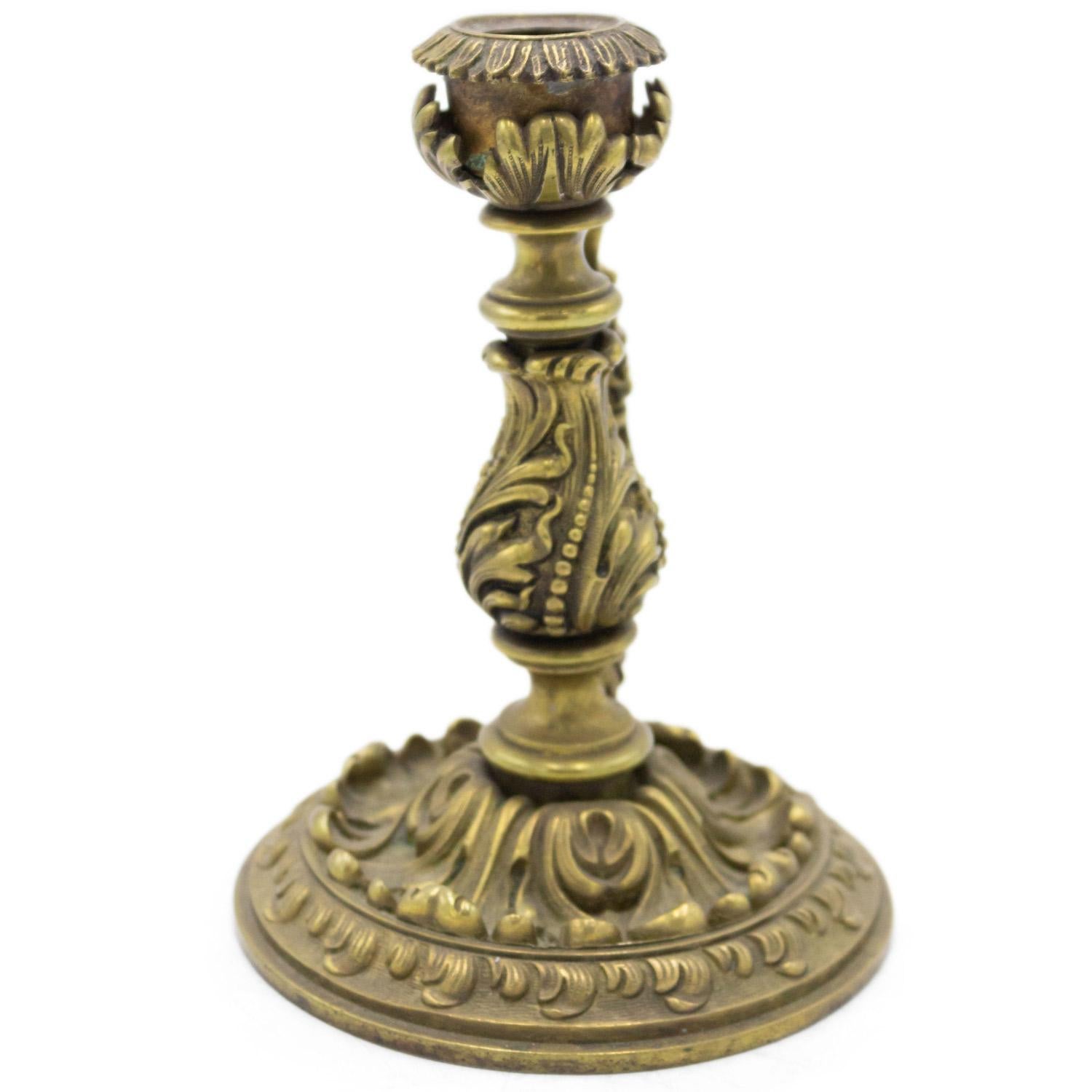 Luigi XV French Louis XV Style Bronze Candlestick in vendita