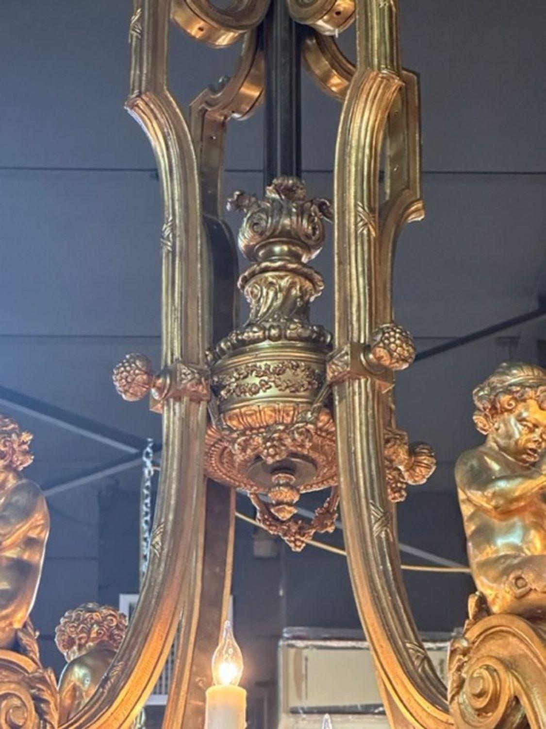 Französischer Bronze-Kronleuchter im Louis-XV-Stil im Angebot 2