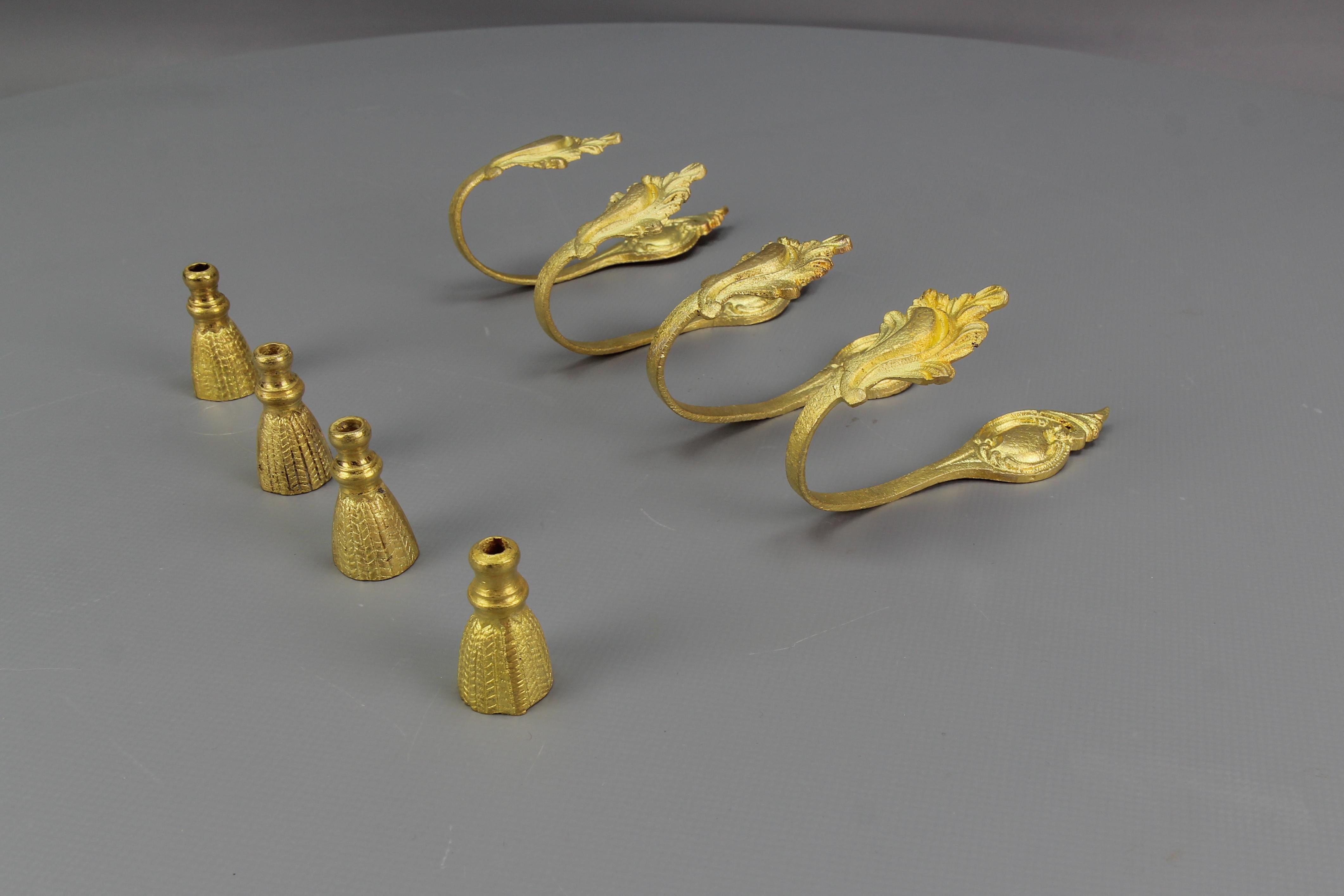Paracolpi per tende in bronzo in stile Luigi XV e tiranti per tende in corda, set di 8 pezzi in vendita 3