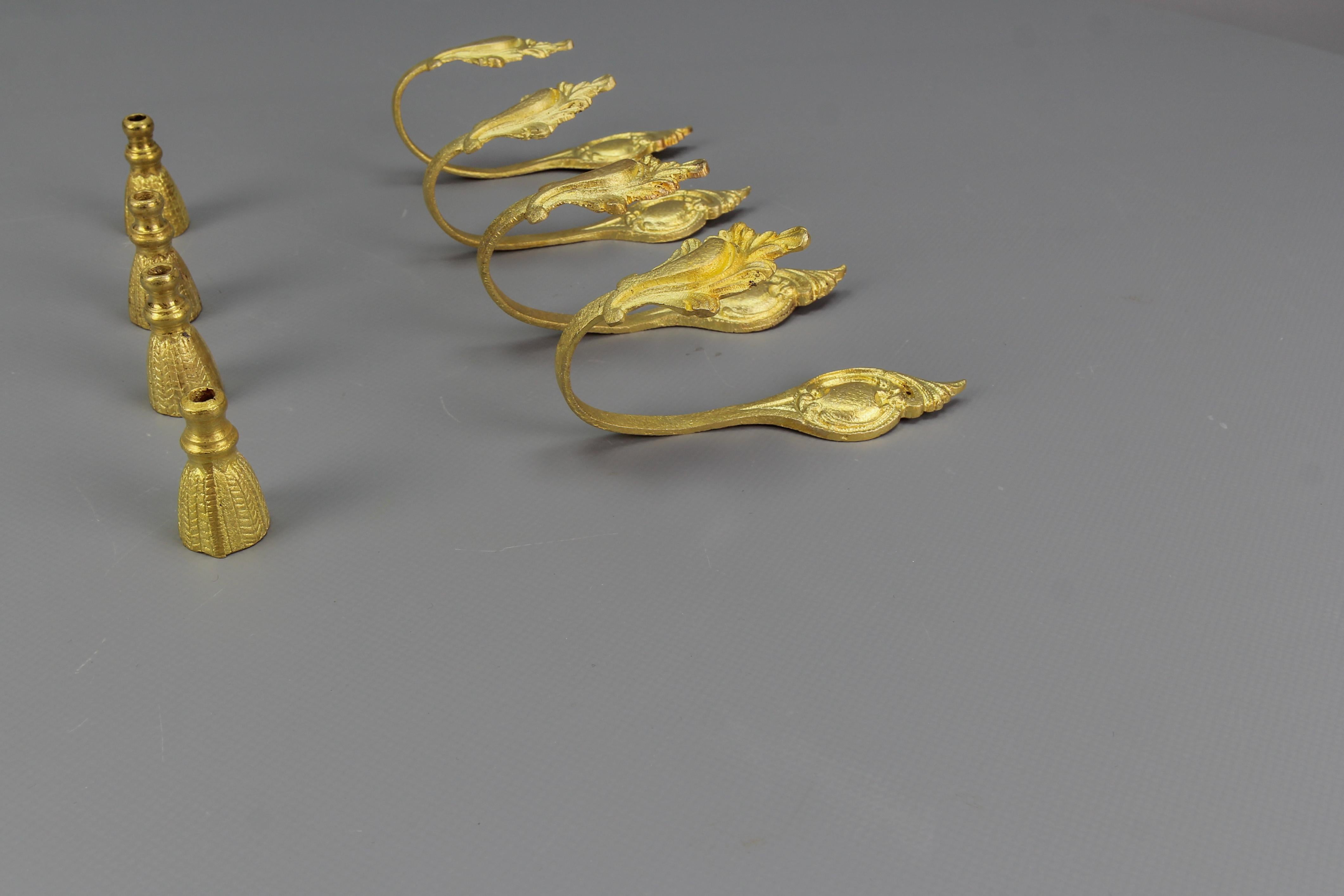 Paracolpi per tende in bronzo in stile Luigi XV e tiranti per tende in corda, set di 8 pezzi in vendita 2
