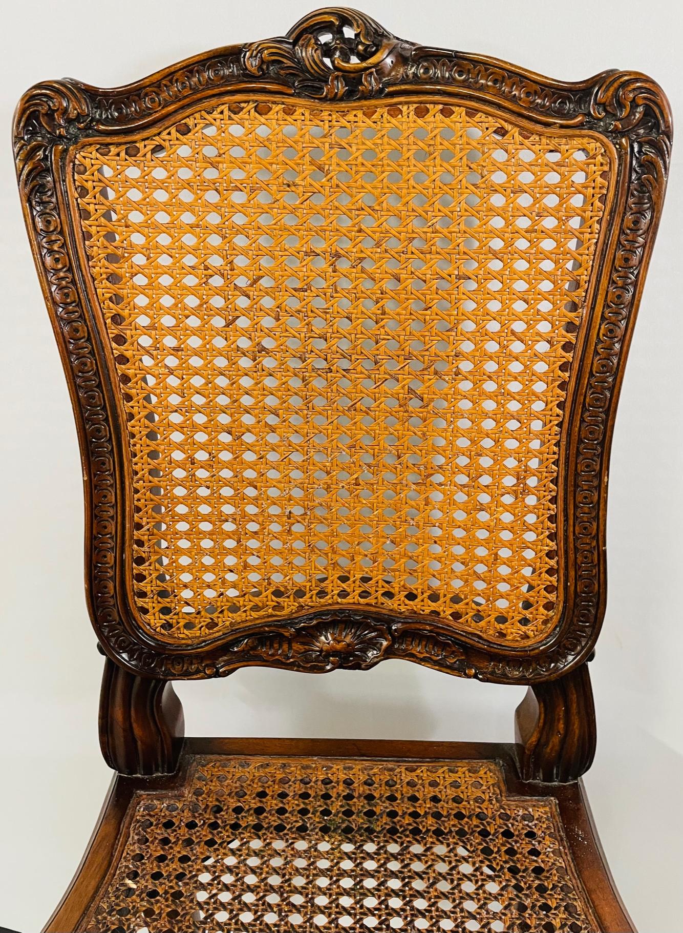 French Louis XV Style Caned Chair, a Set of 4 In Good Condition In Plainview, NY
