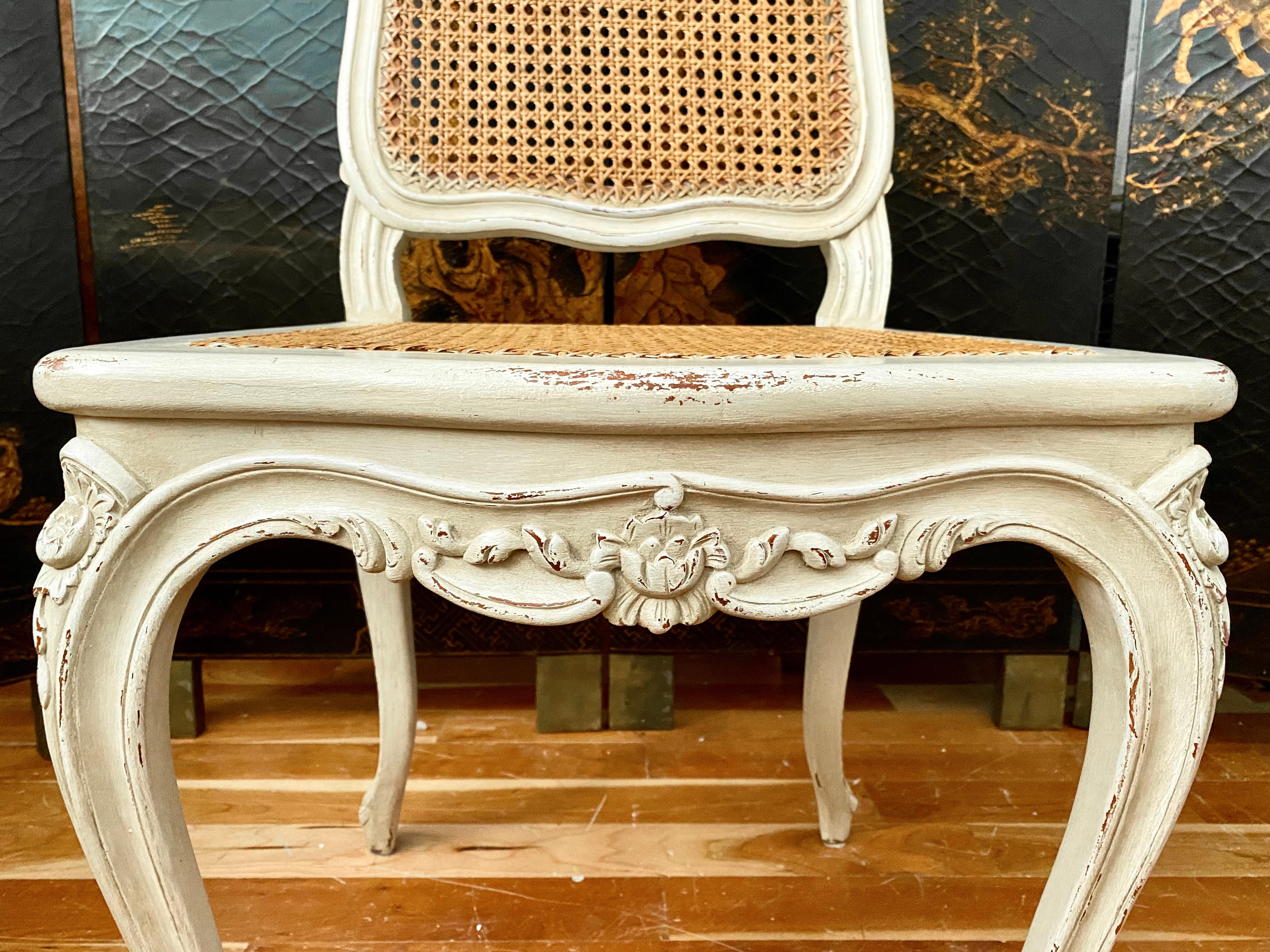 Set di sei sedie a canne in stile Louis XV, francese in vendita 7