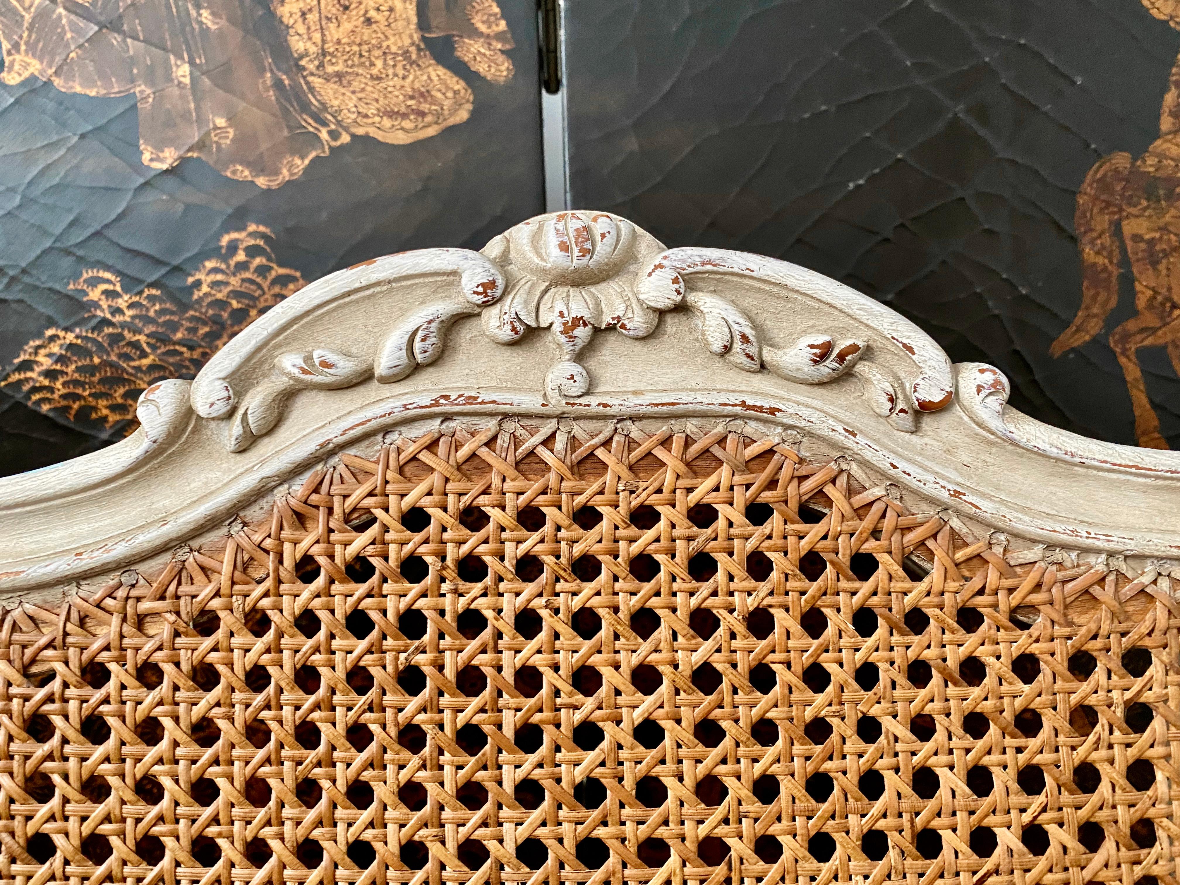 Set di sei sedie a canne in stile Louis XV, francese in vendita 9