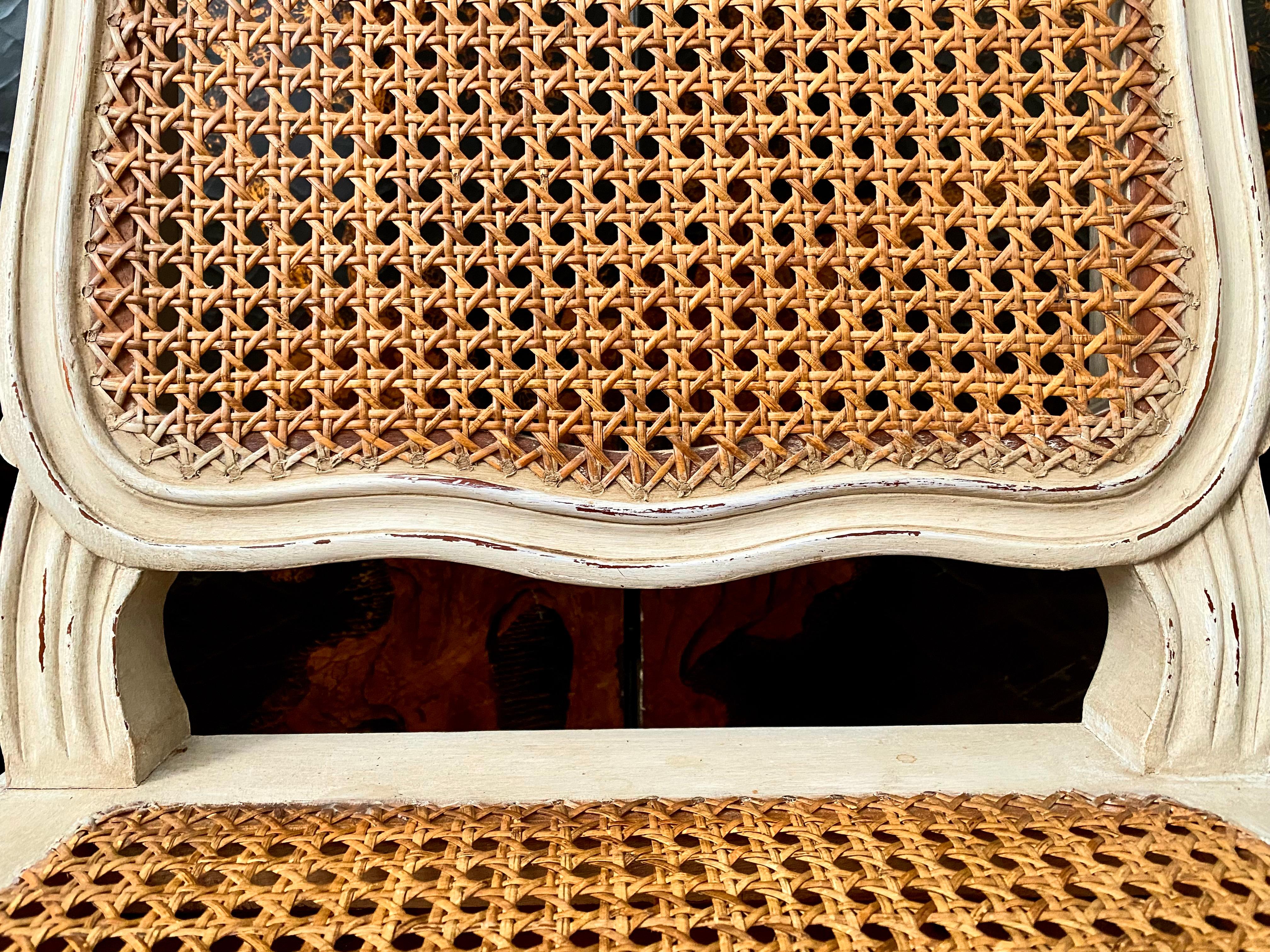 Französische Schilfrohrstühle im Louis-XV-Stil, Sechser-Set, Set im Angebot 11