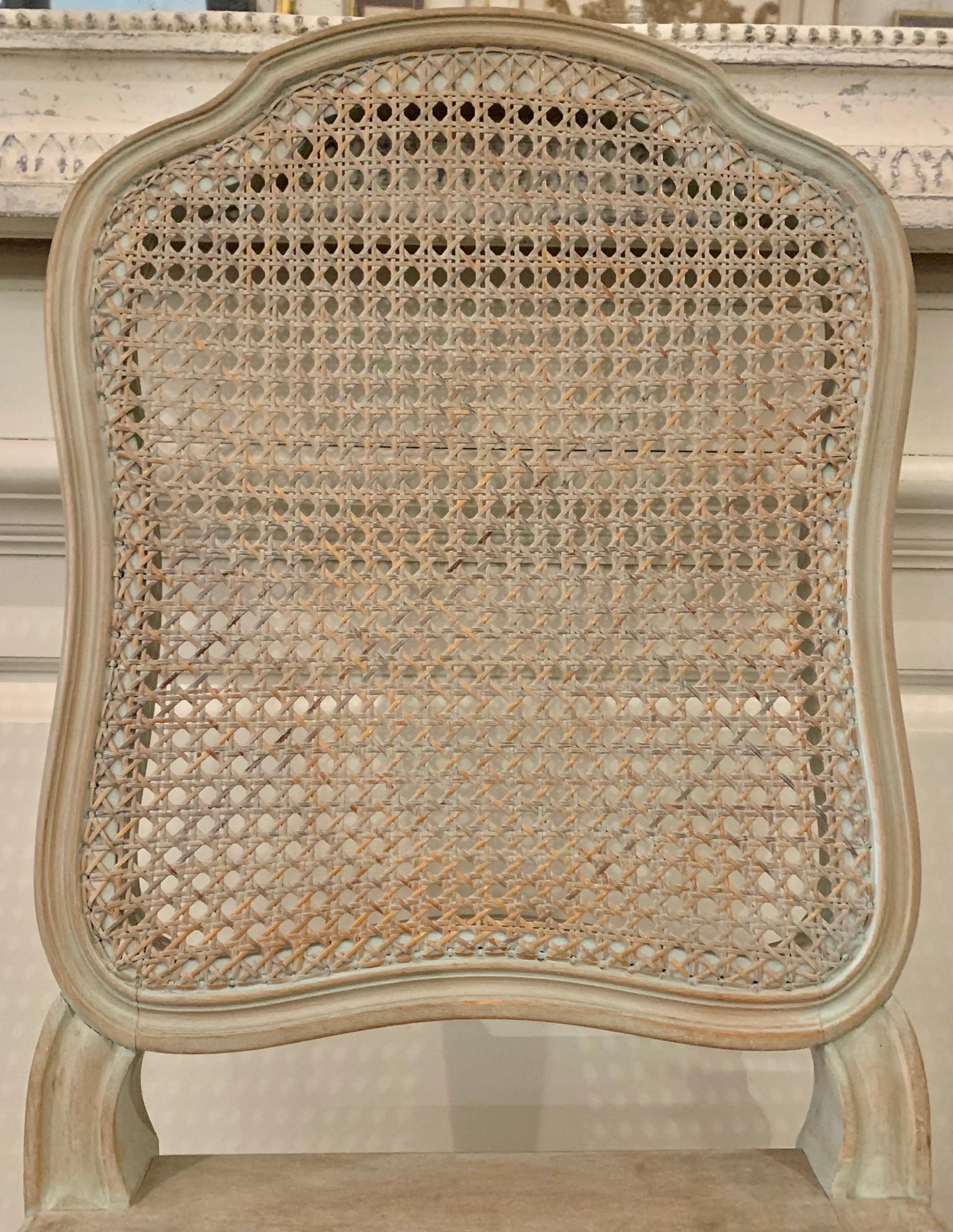 Französische Schilfrohrstühle im Louis-XV-Stil, Sechser-Set, Set im Angebot 2
