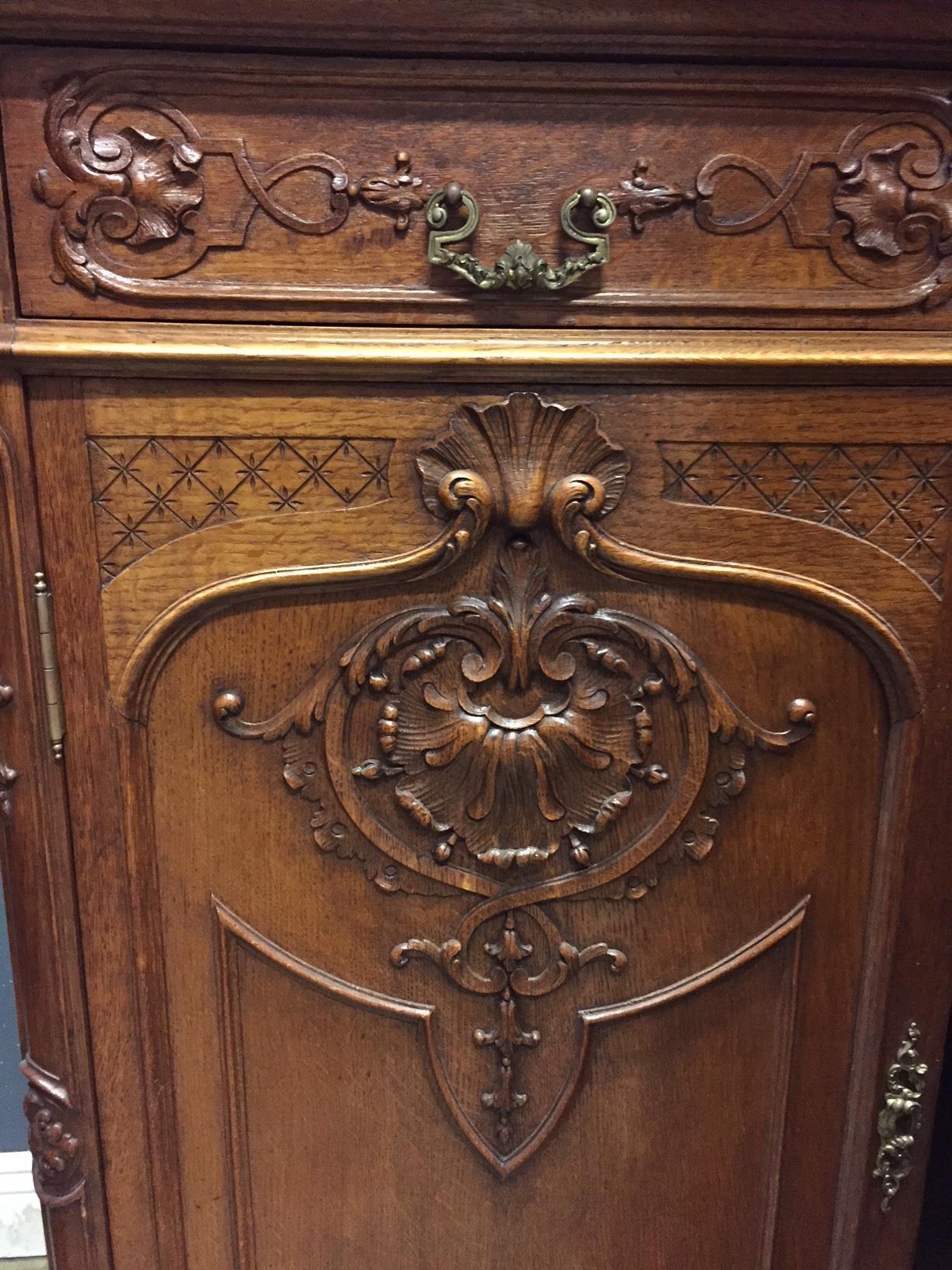 Hand-Carved French Louis XV Style Carved Oak Cabinet, 19th Century