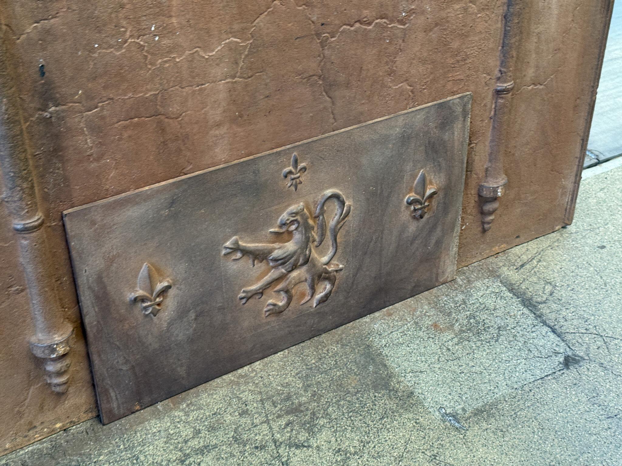 Louis XIV French Louis XV Style 'Coat of Arms' Fireback / Backsplash, 20th Century For Sale