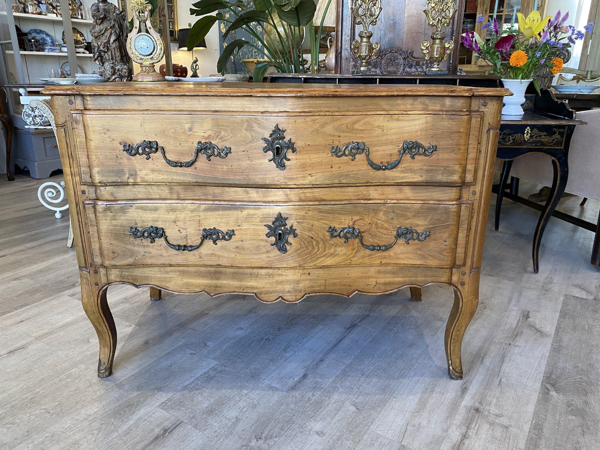 18th Century French Louis XV Style Commode, circa 1800