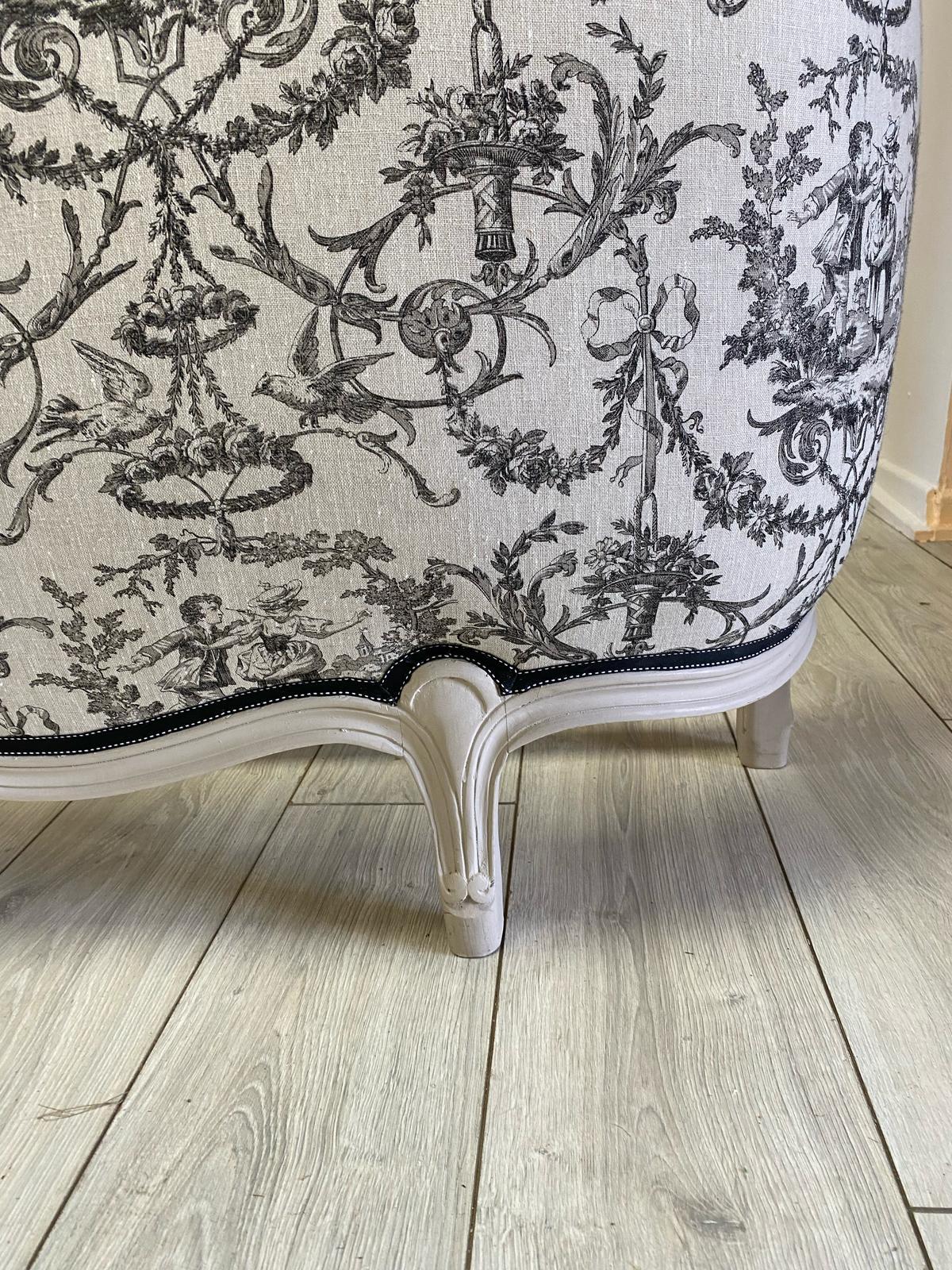 French Louis XV Style Corbeille Bed 1