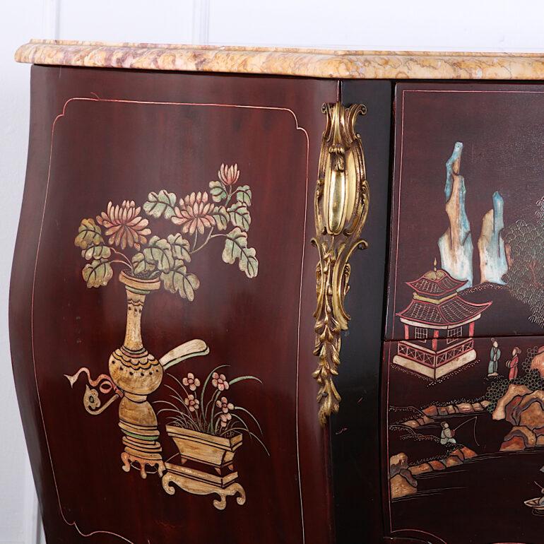 French Louis XV Style Coromandel Lacquer Ormolu Mounted Commode In Good Condition In Vancouver, British Columbia