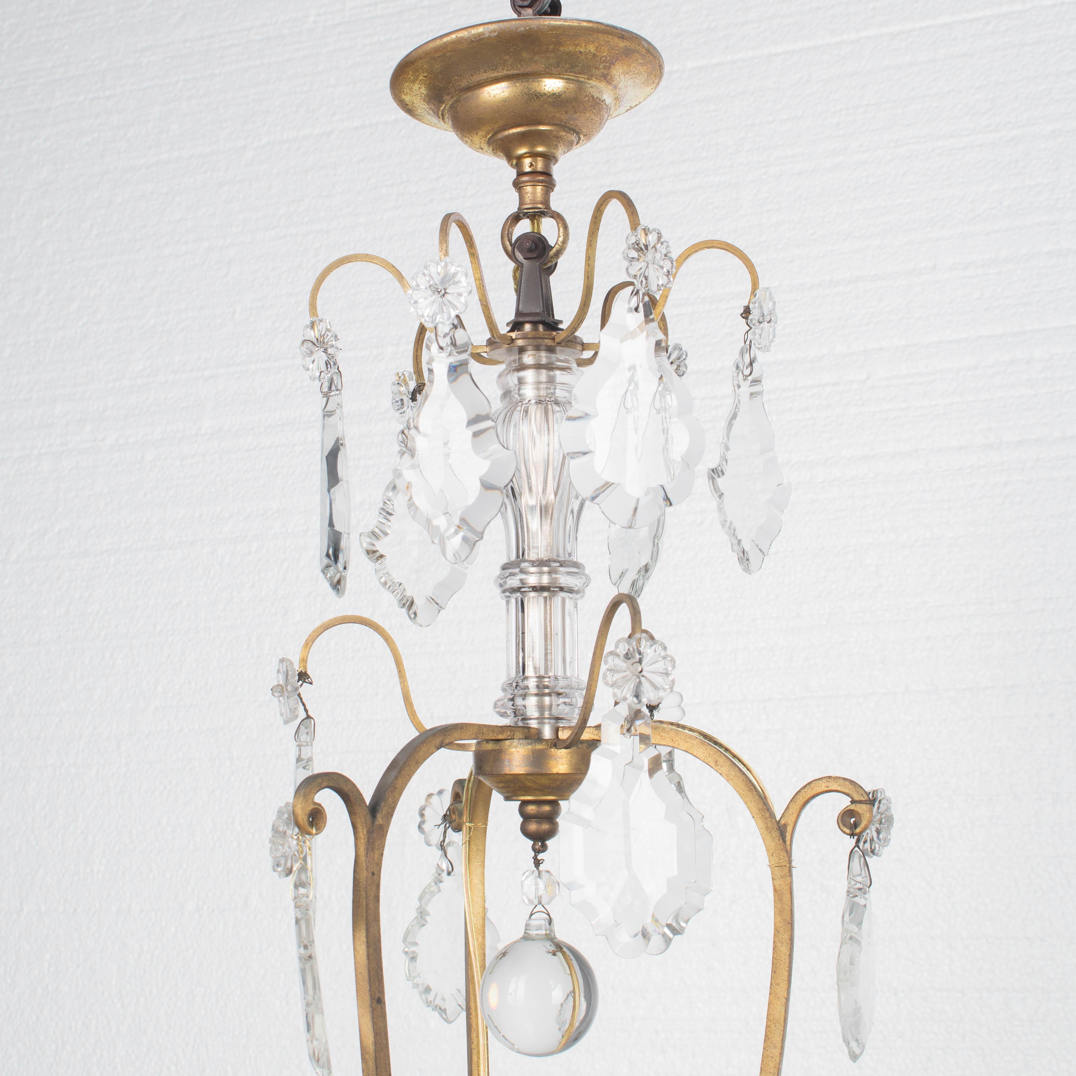 Lampadario di cristallo francese in stile Luigi XV in vendita 4