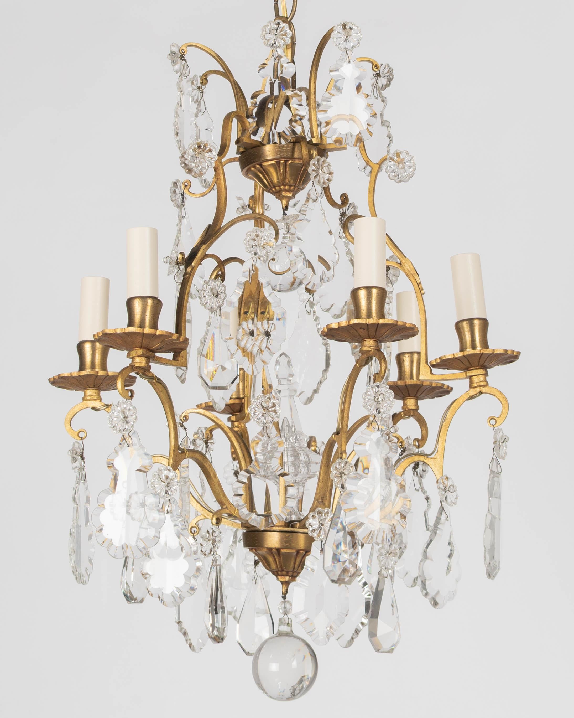 Lampadario di cristallo francese in stile Luigi XV in vendita 3