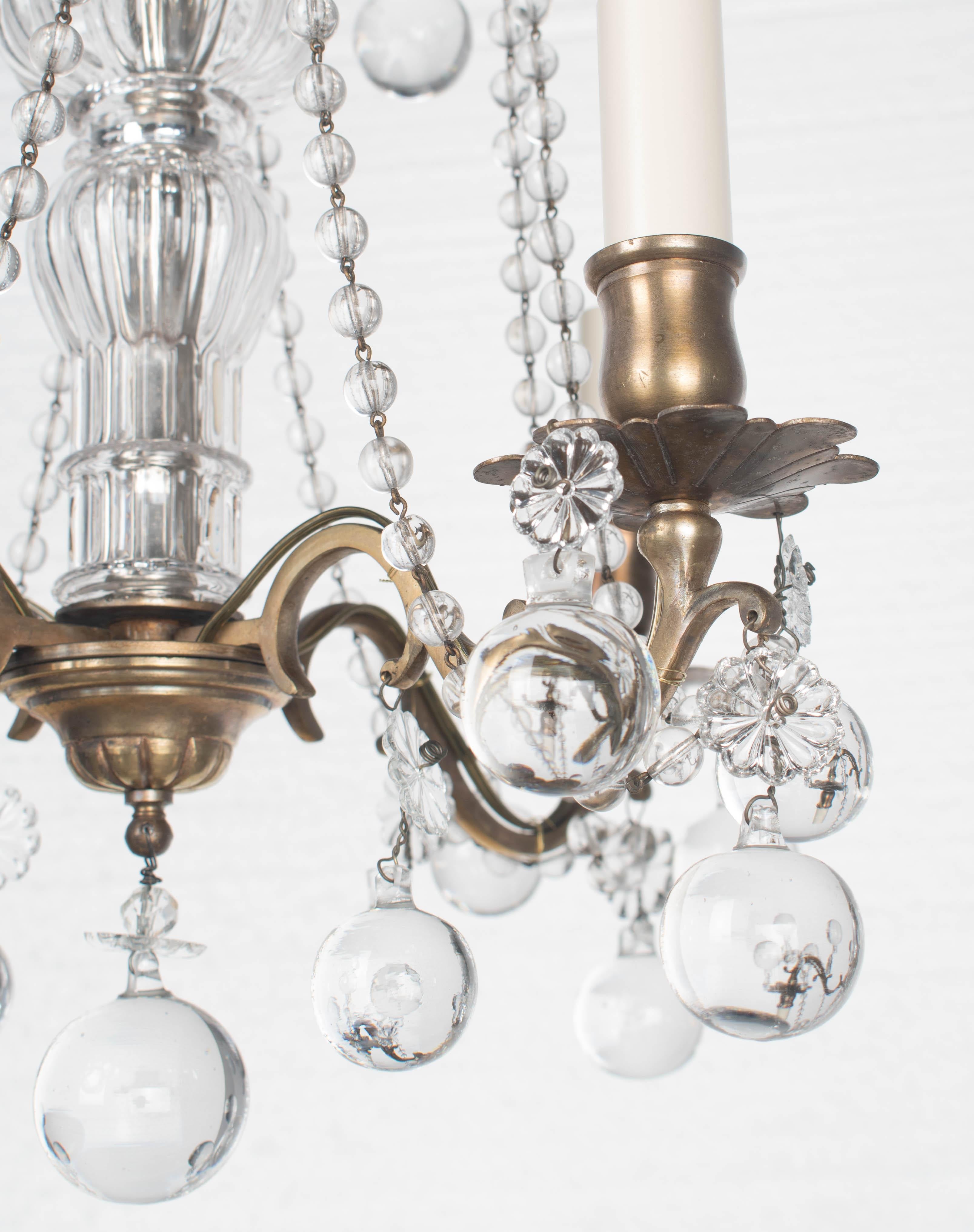 Lampadario di cristallo francese in stile Luigi XV in vendita 4
