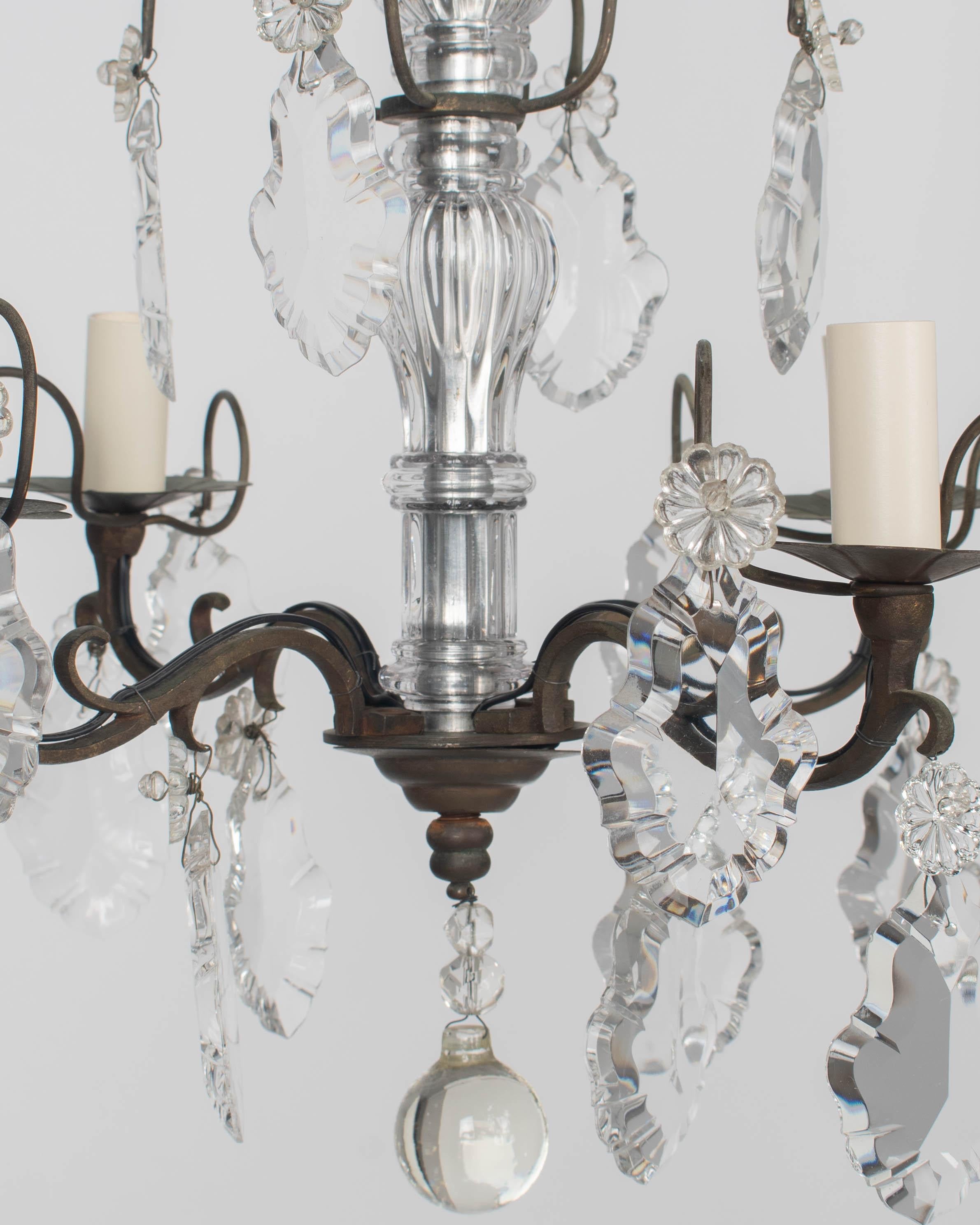 Französischer Kristall-Kronleuchter im Louis-XV-Stil im Angebot 4