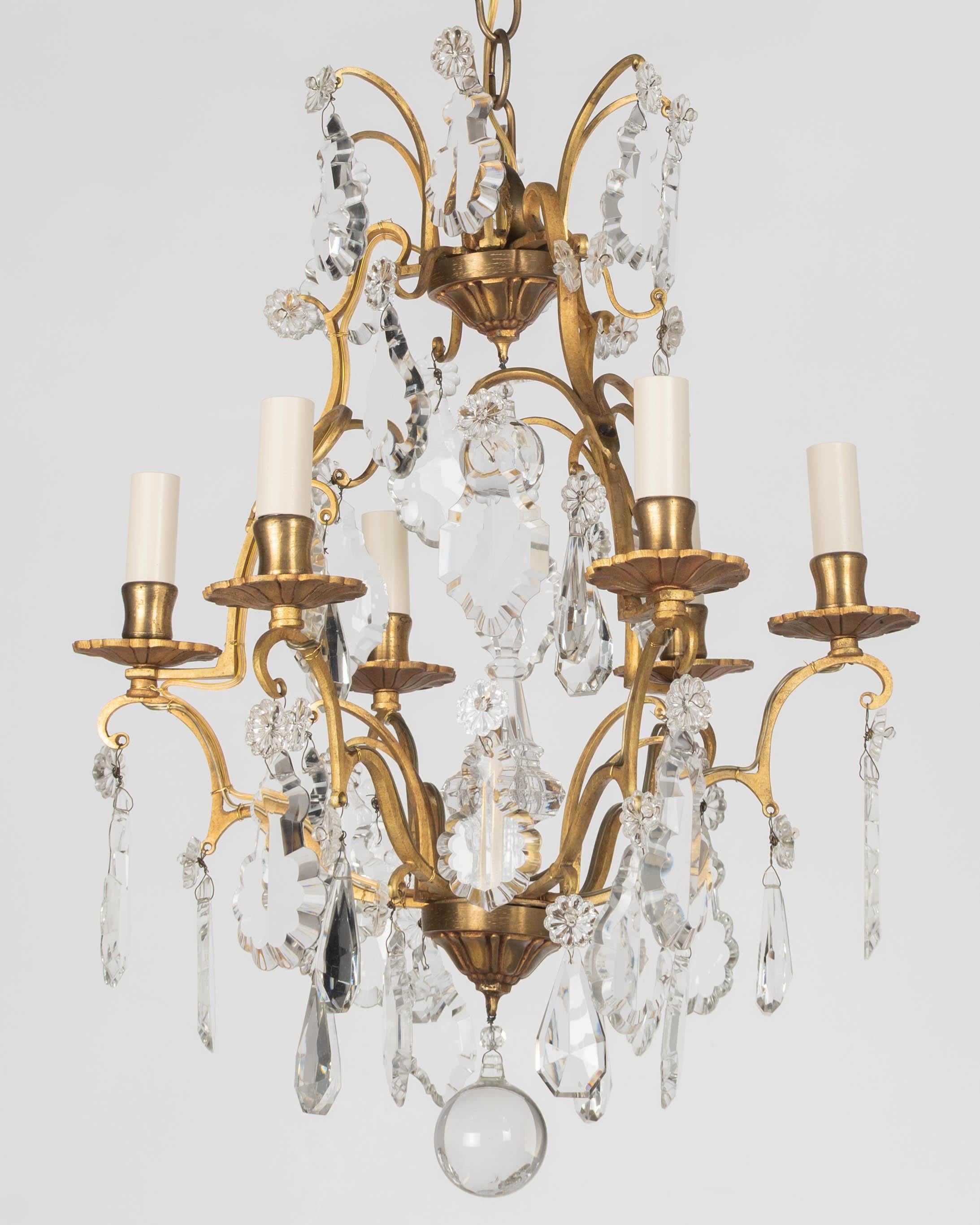 Lampadario di cristallo francese in stile Luigi XV in vendita 4