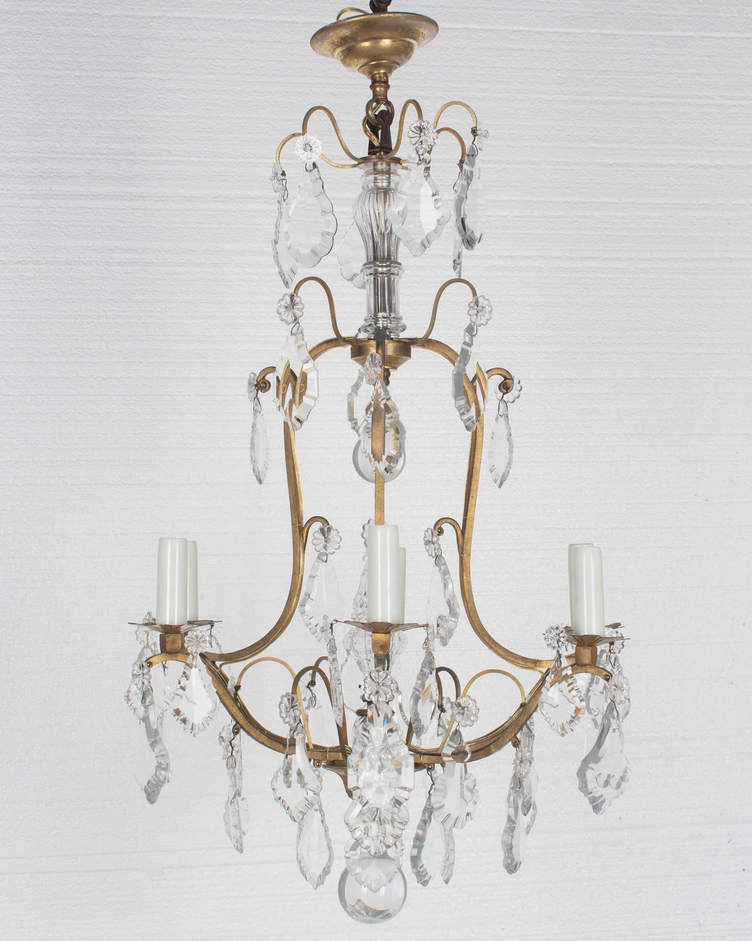 Lampadario di cristallo francese in stile Luigi XV in vendita 7