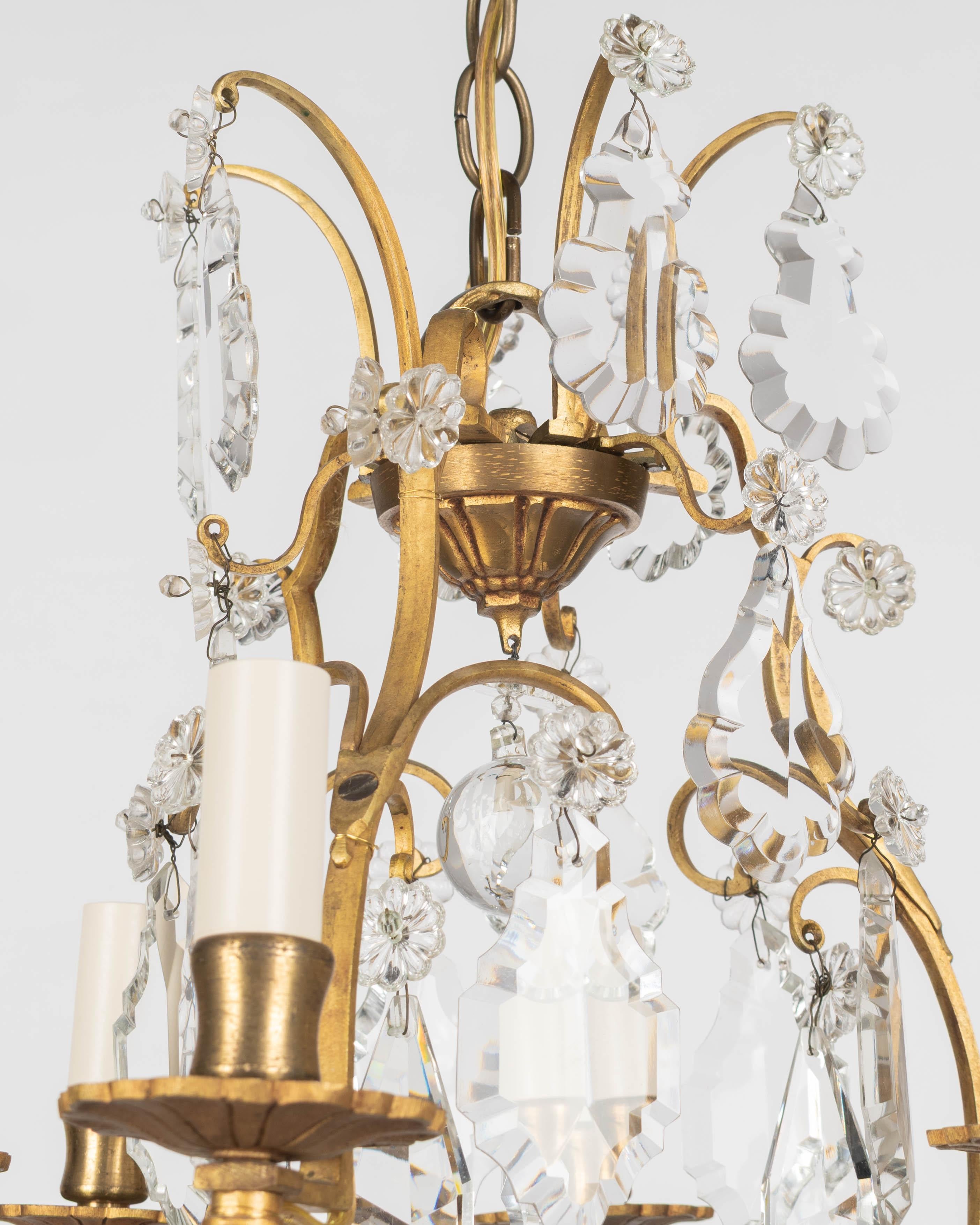 Lampadario di cristallo francese in stile Luigi XV in vendita 6