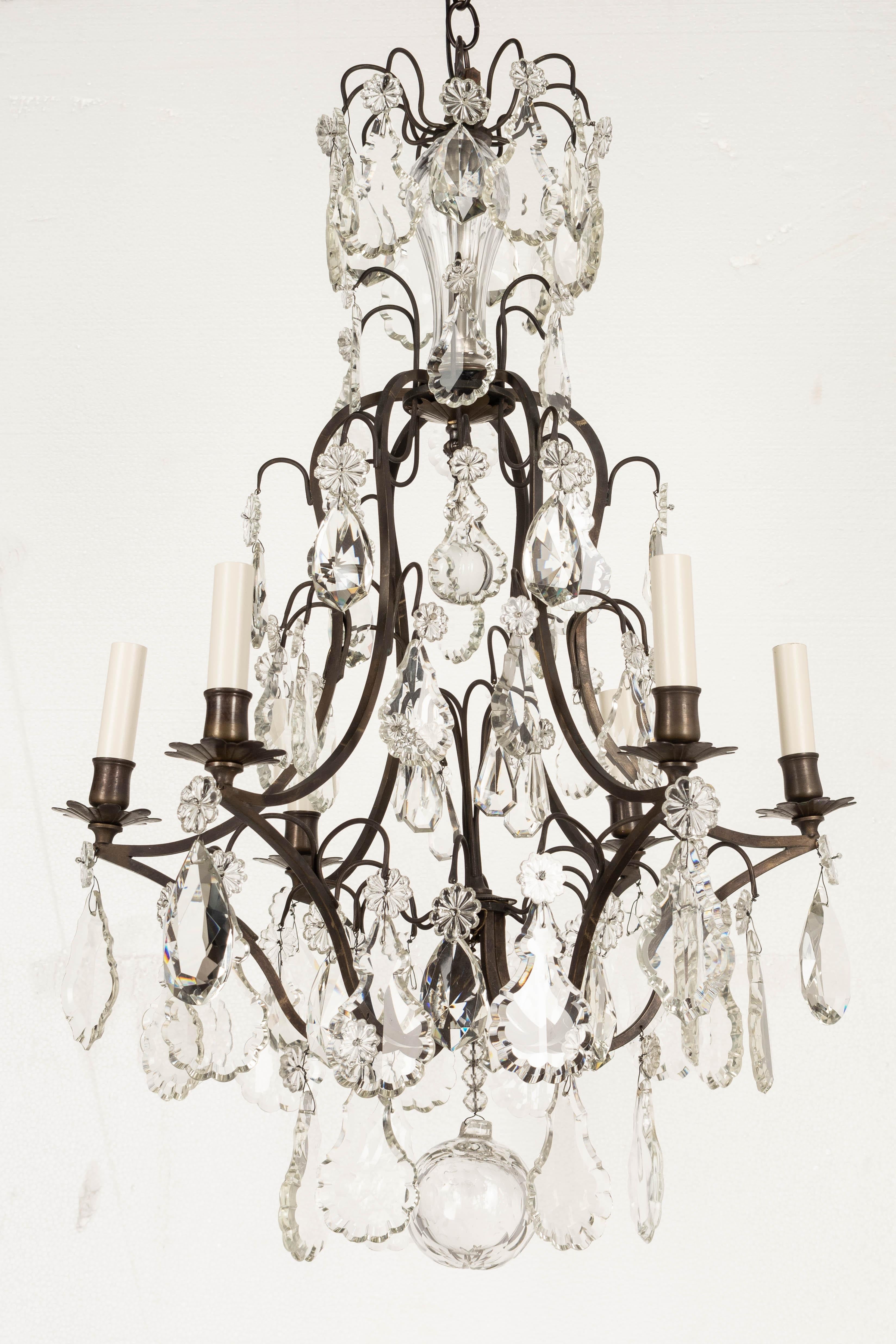 Französischer Kristall-Kronleuchter im Louis-XV-Stil im Zustand „Gut“ im Angebot in Winter Park, FL