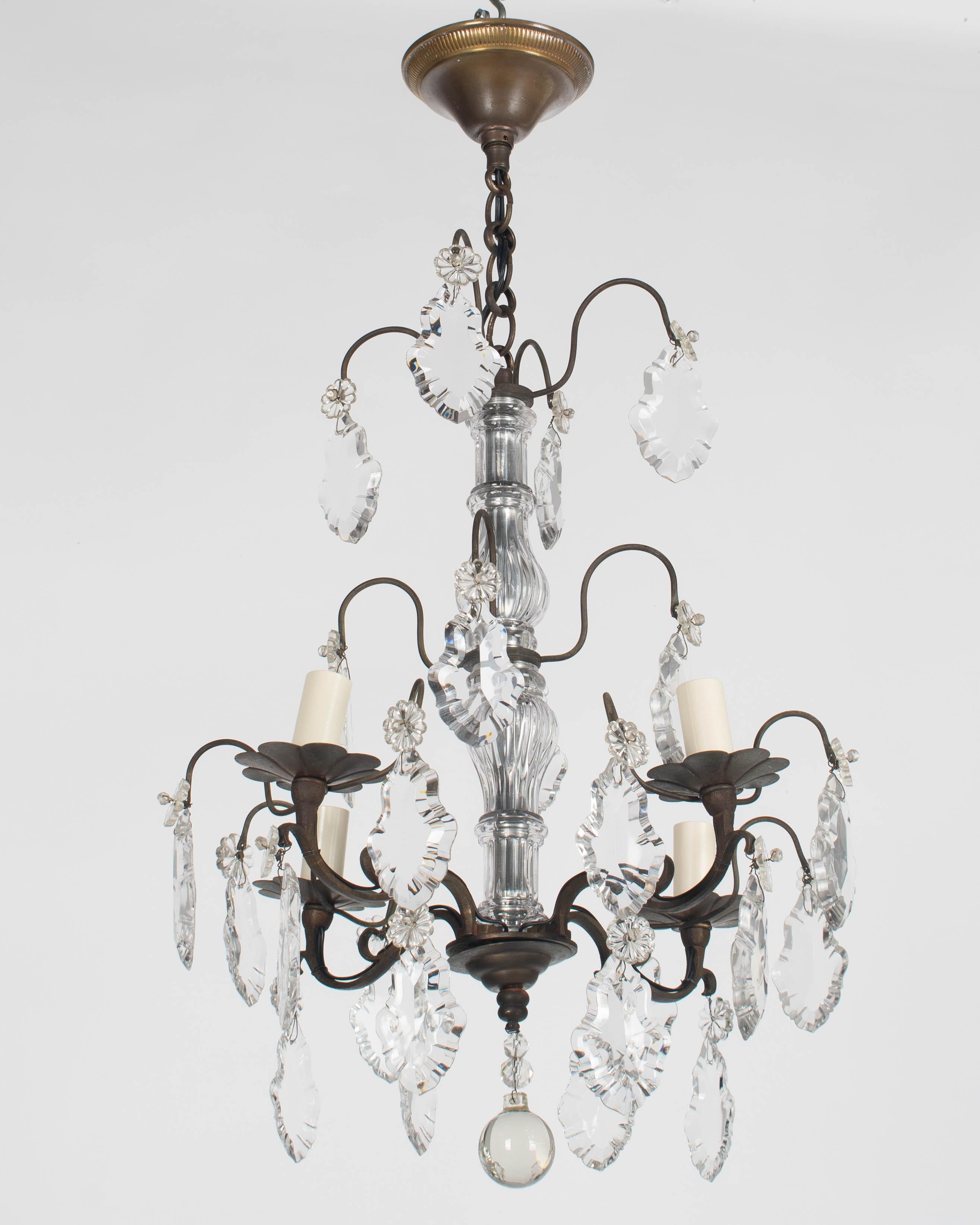 Französischer Kristall-Kronleuchter im Louis-XV-Stil im Zustand „Gut“ im Angebot in Winter Park, FL