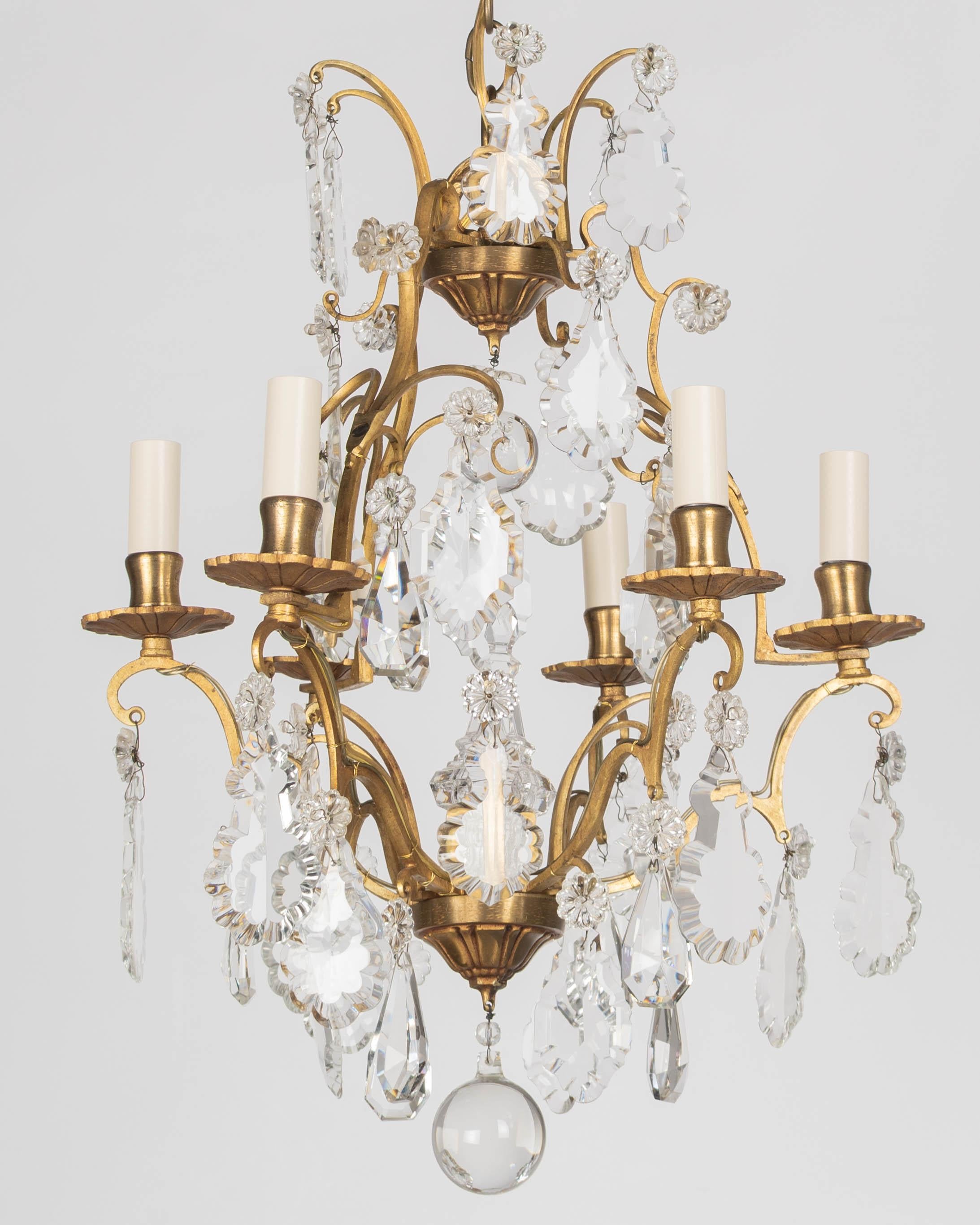 XX secolo Lampadario di cristallo francese in stile Luigi XV in vendita