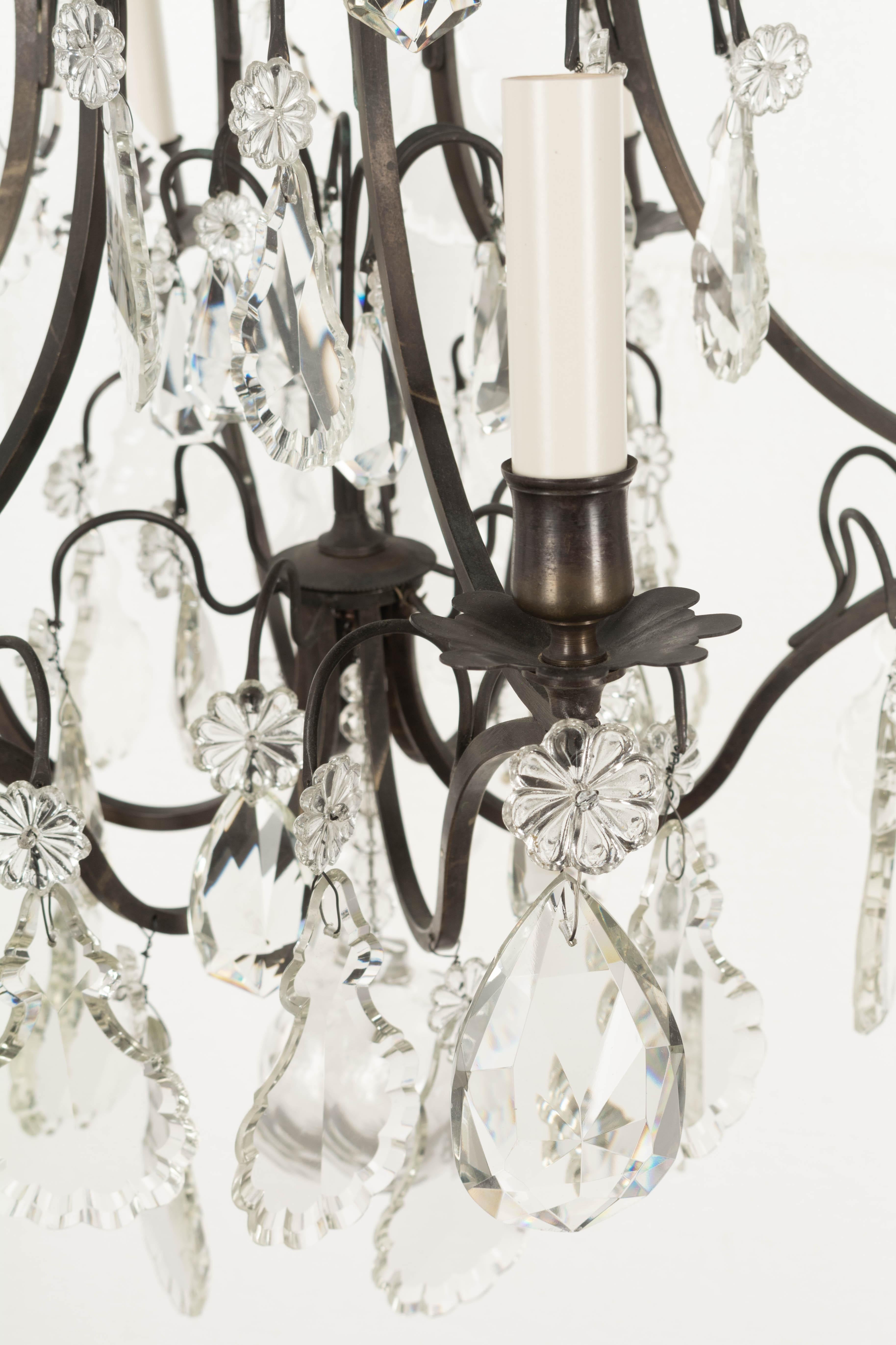 Lampadario di cristallo francese in stile Luigi XV in vendita 2
