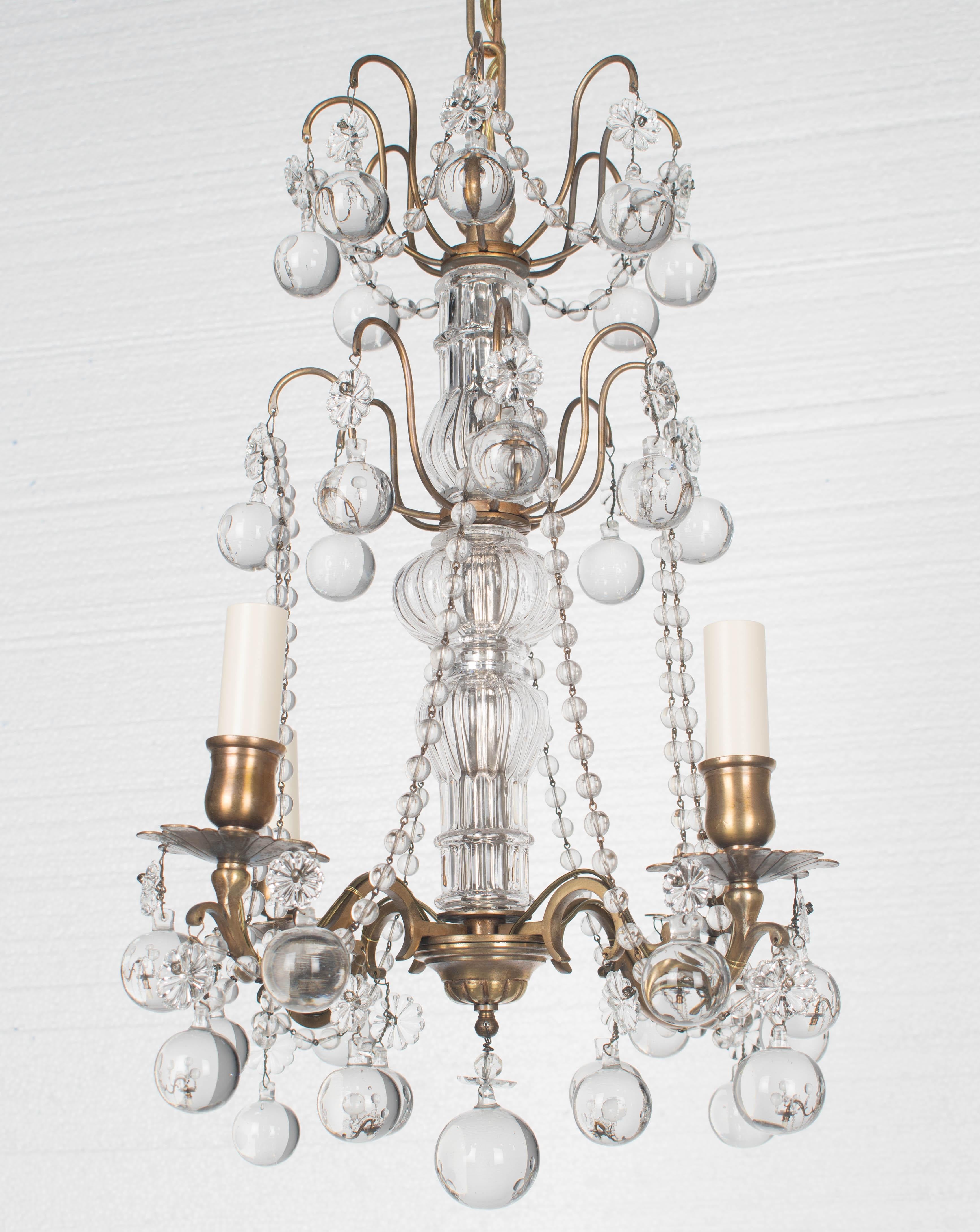 Lampadario di cristallo francese in stile Luigi XV in vendita 1