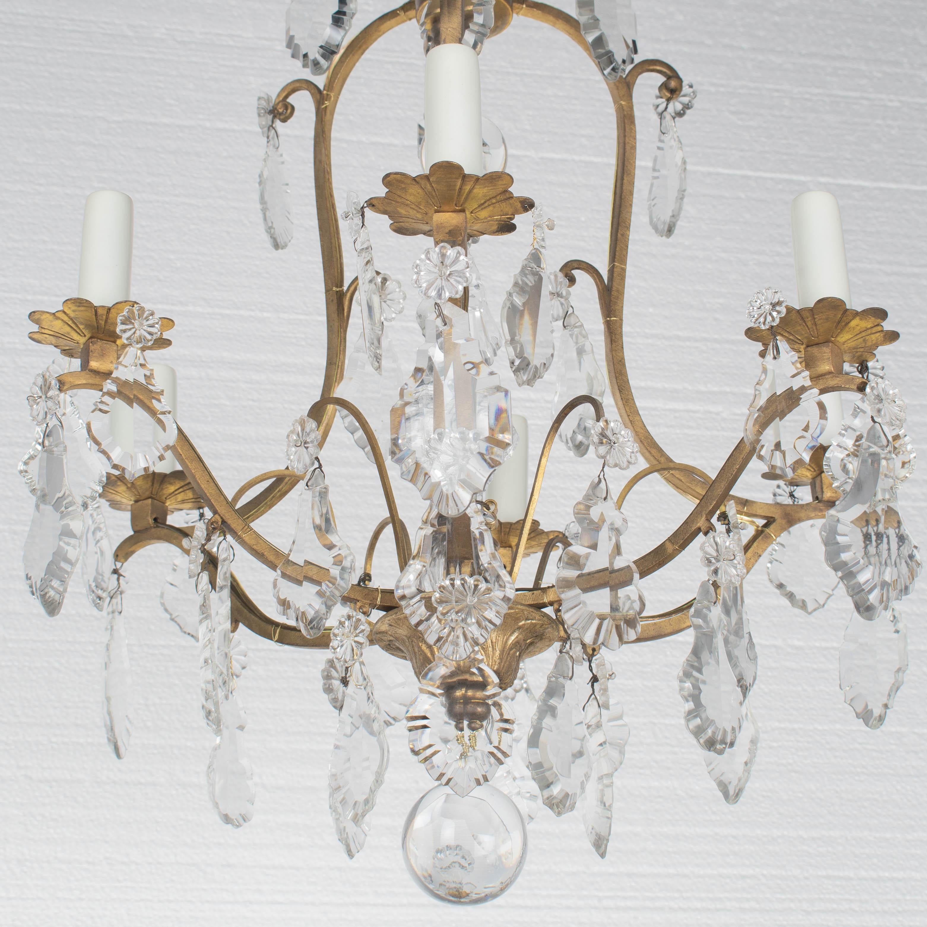 Lampadario di cristallo francese in stile Luigi XV in vendita 2