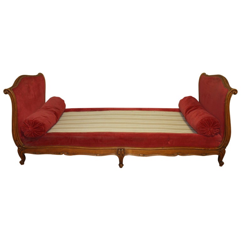 Louis XV–style daybed, 1900–09, offered by Battaglini LLC