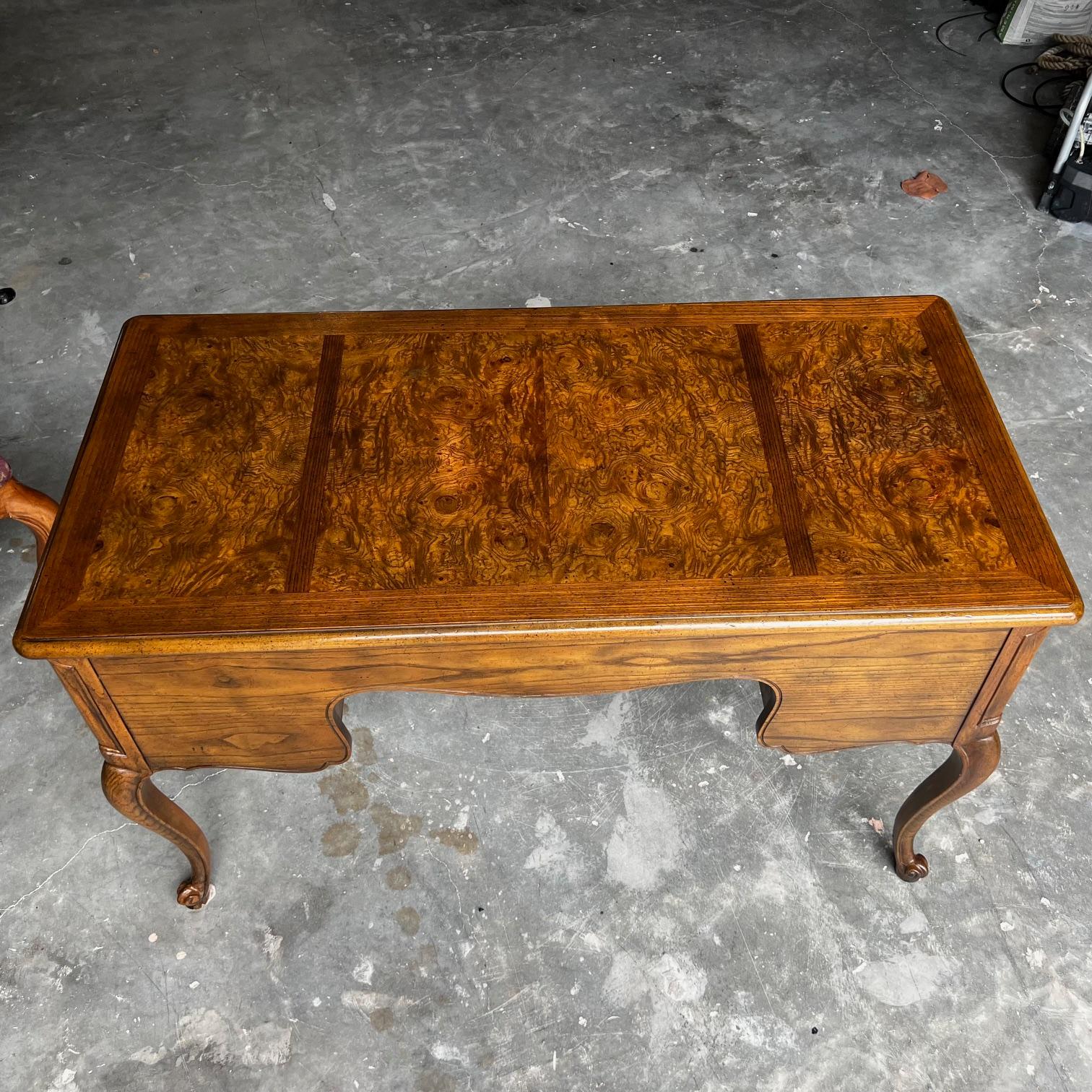 French Louis XV Style Desk or Writing Table by Baker  In Good Condition For Sale In Hopewell, NJ