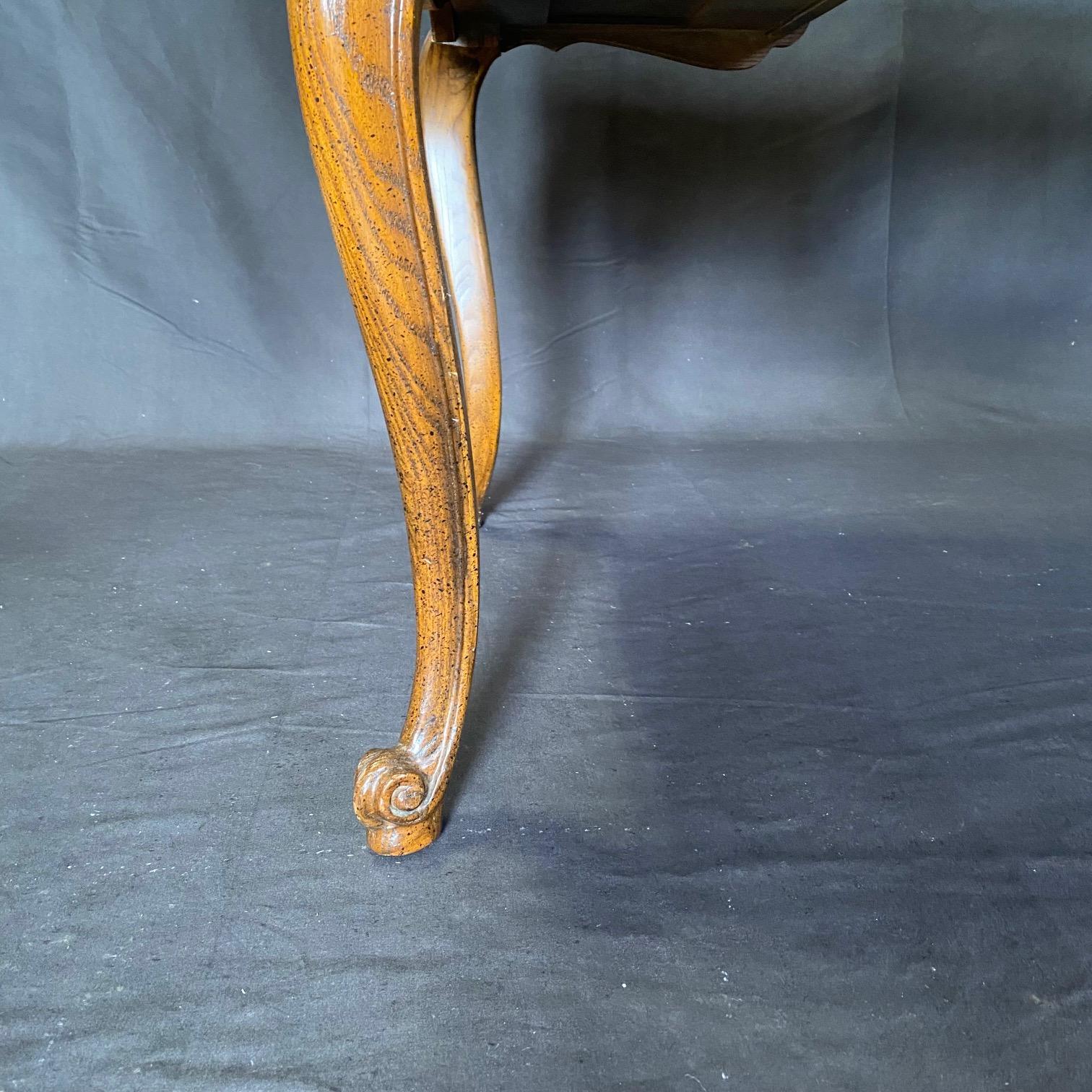 French Louis XV Style Desk or Writing Table by Baker In Good Condition In Hopewell, NJ