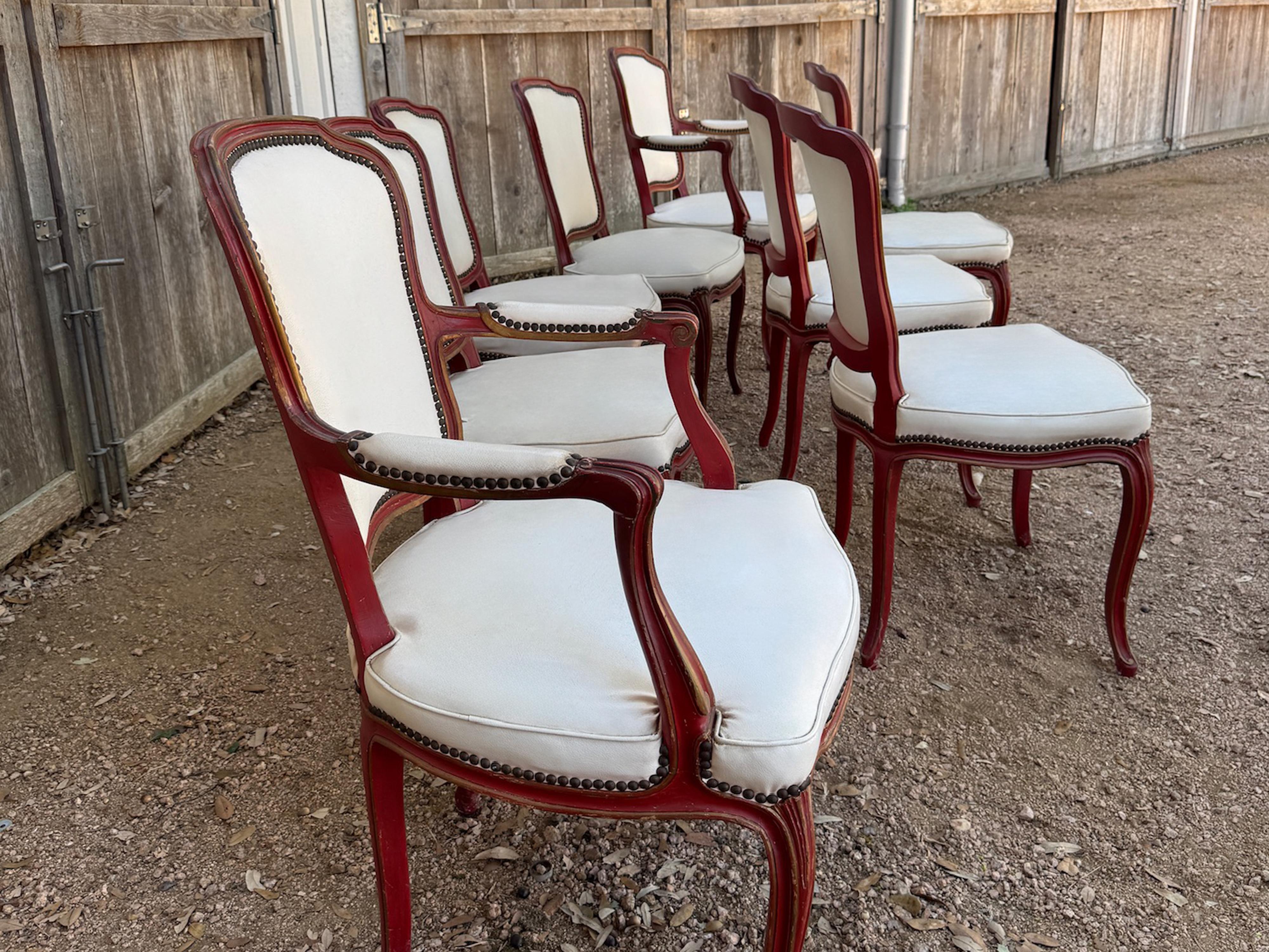 French Louis XV style dining chairs in red distressed paint with nailheads For Sale 2