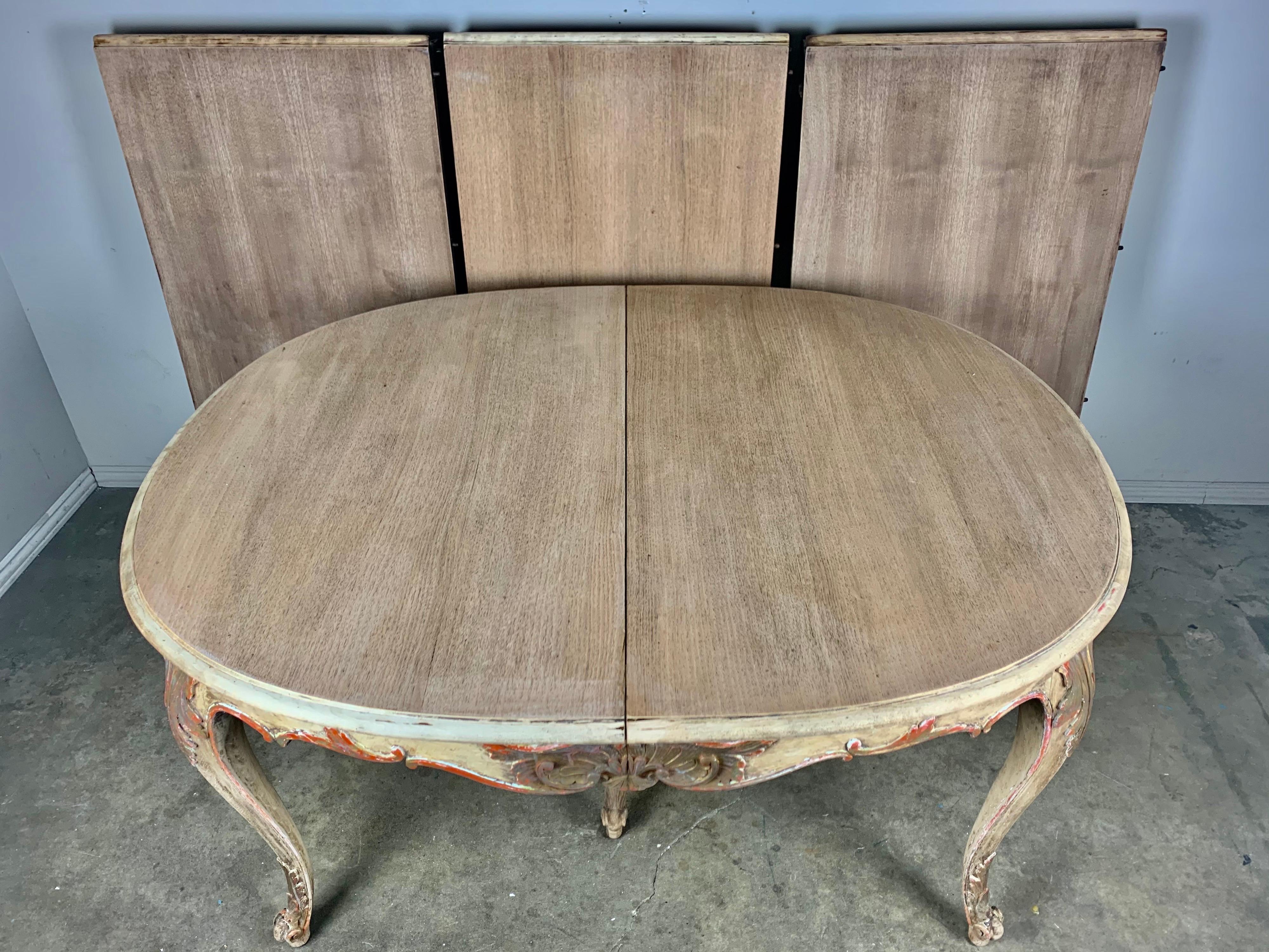 French Louis XV Style Dining Table with Three Additional Leaves, circa 1930 6