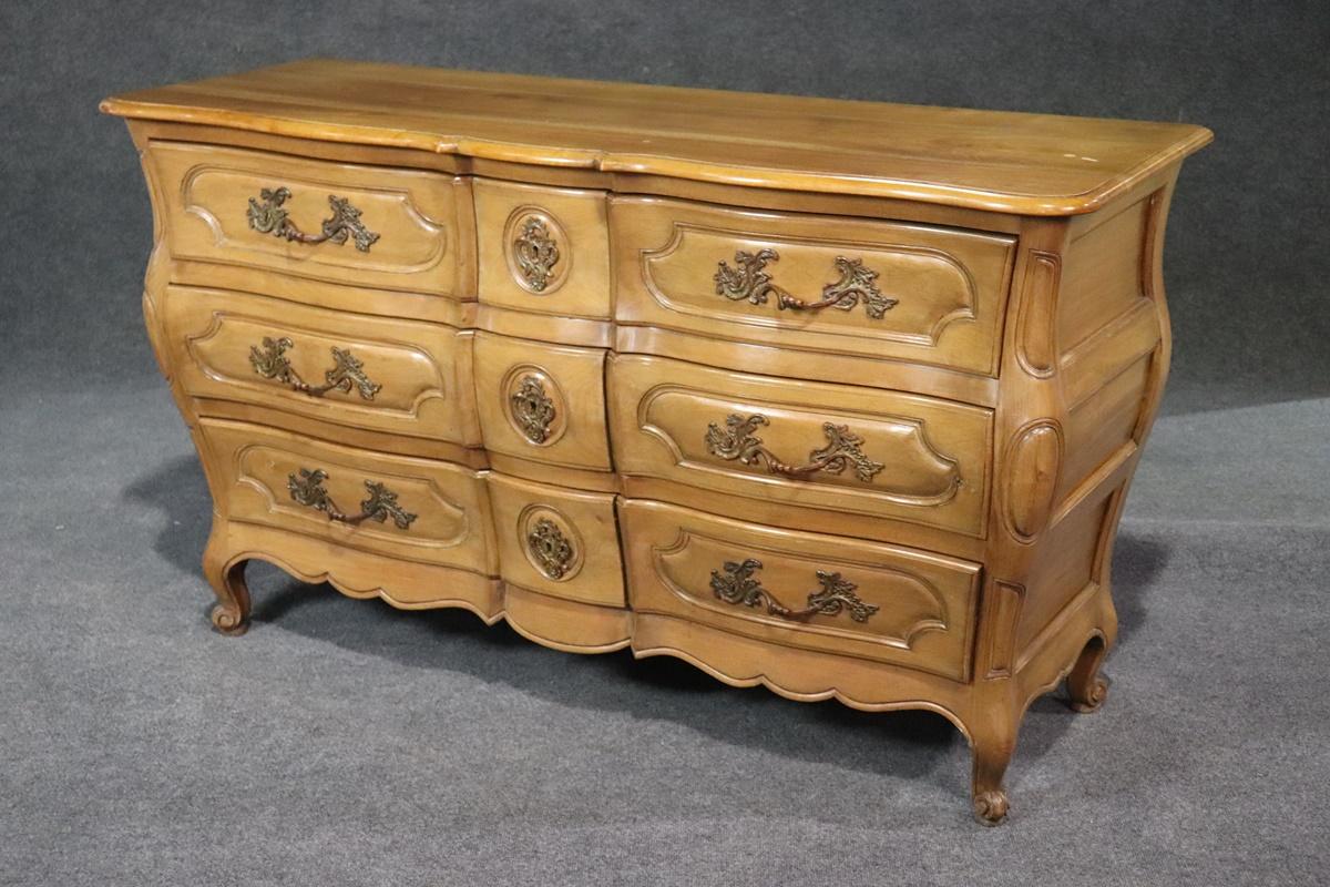 Auffray Style Carved French Louis XV Style Dresser Lined Drawers For Sale 5