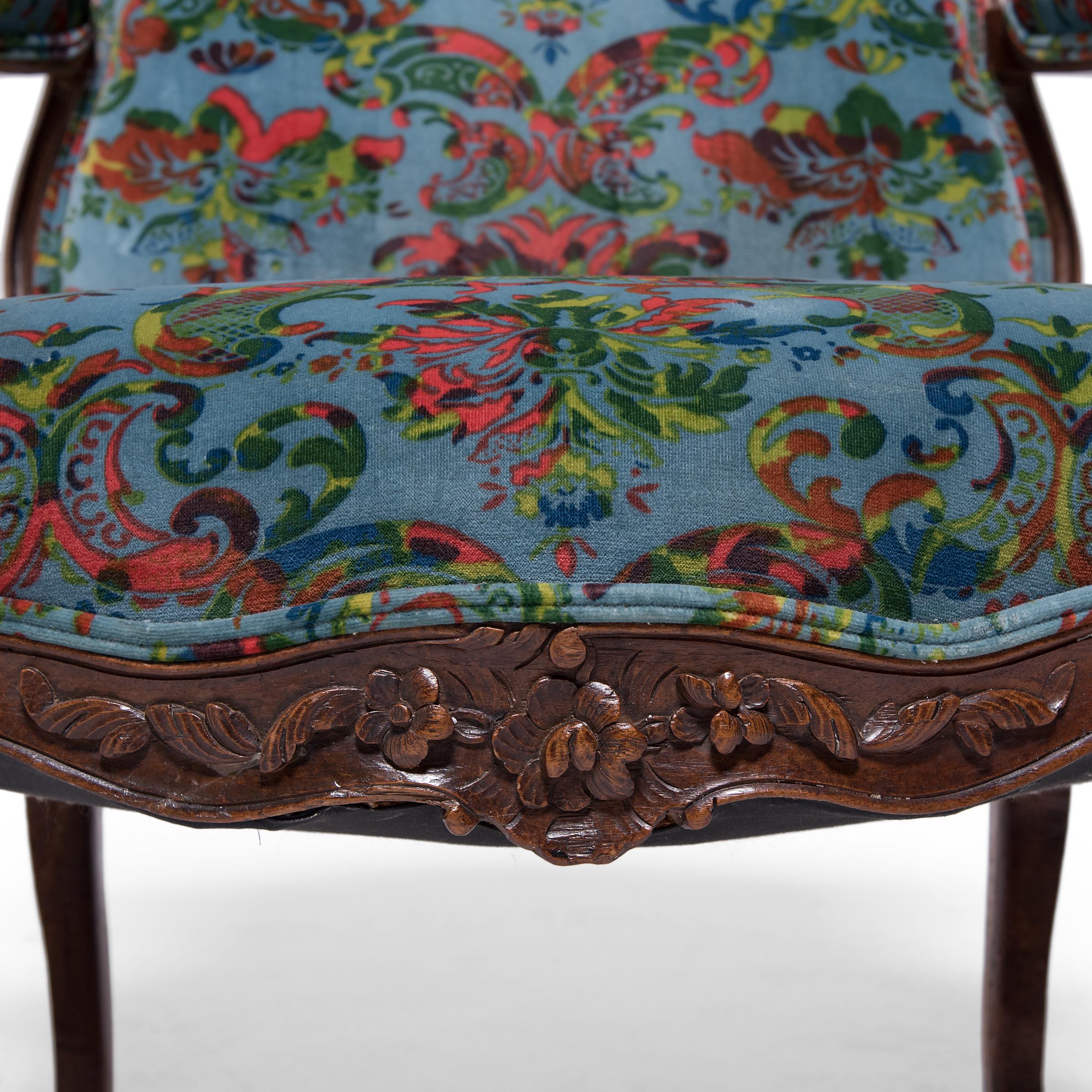 French Louis XV-Style Fauteuil Armchair, C. 1850 For Sale 3