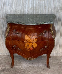 French Louis XV Style Fine Kingwood and Marquetry Ormolu Mounted Bombe Commode