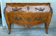French Louis XV Style Fine Kingwood and Marquetry Ormolu Mounted Bombe Commode