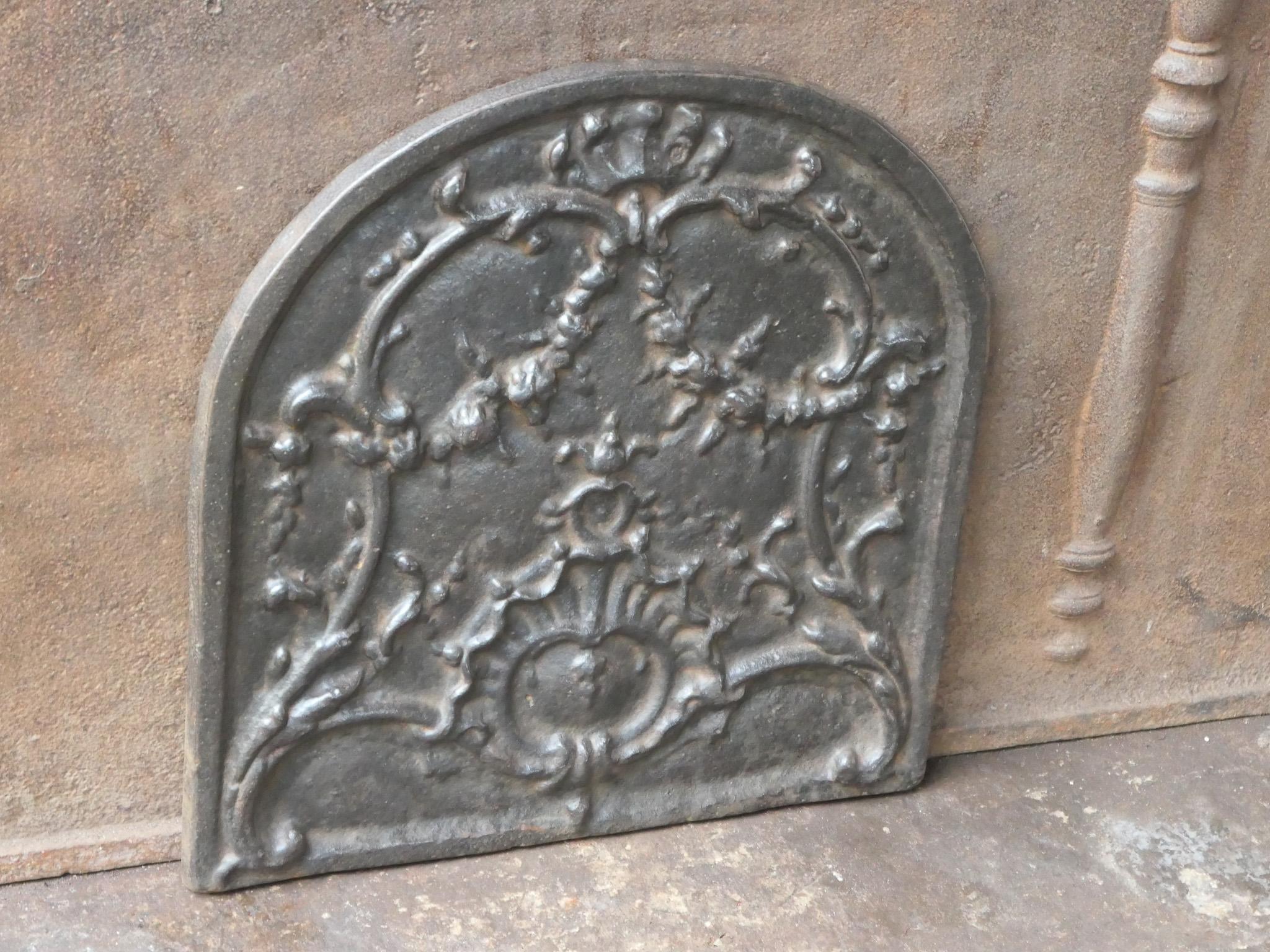 Französischer Kamin im Louis-XV-Stil mit Kaminschirm und Rückwand, 20. Jahrhundert (Eisen) im Angebot