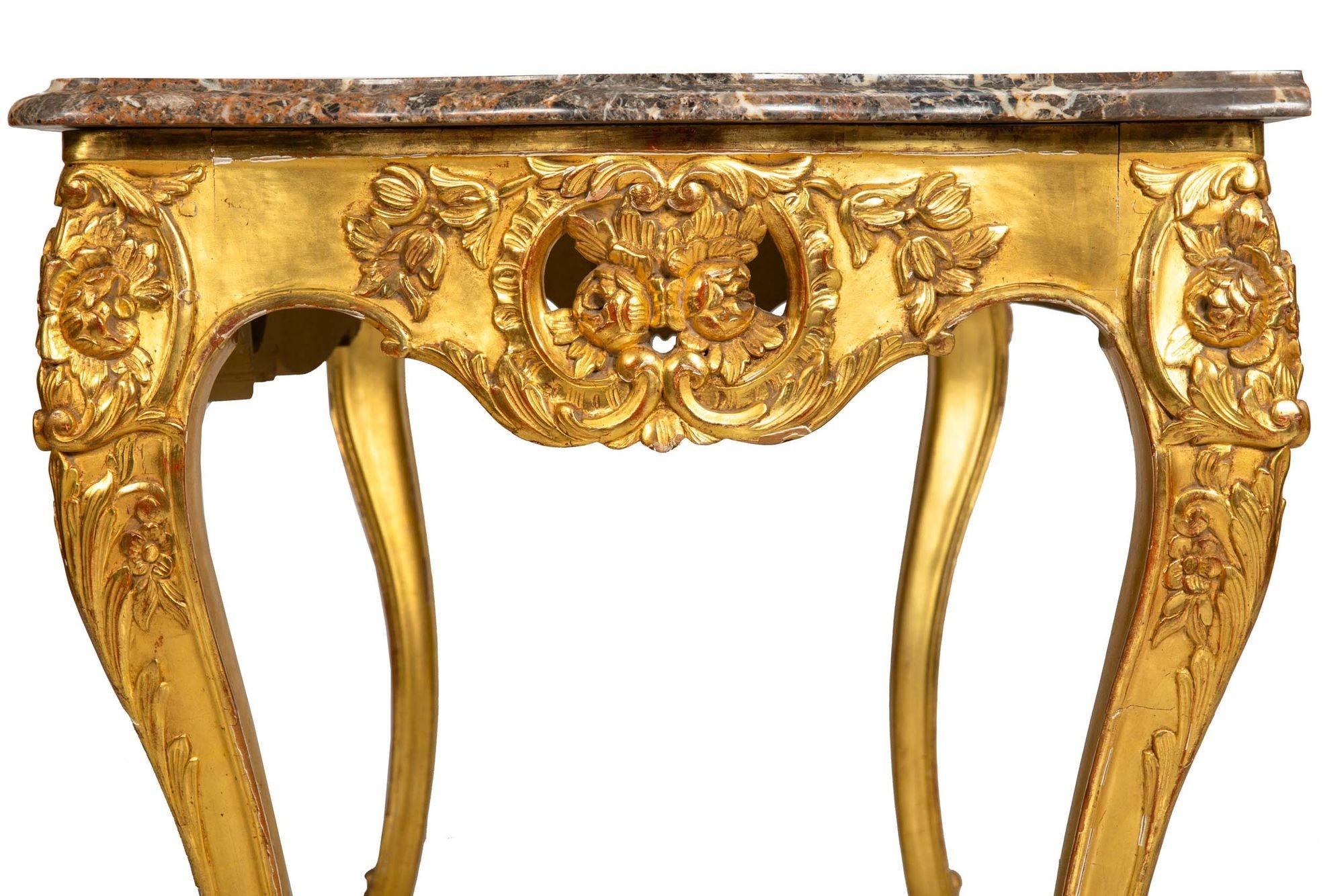 Table console ancienne de style Louis XV avec plateau en marbre doré en vente 5