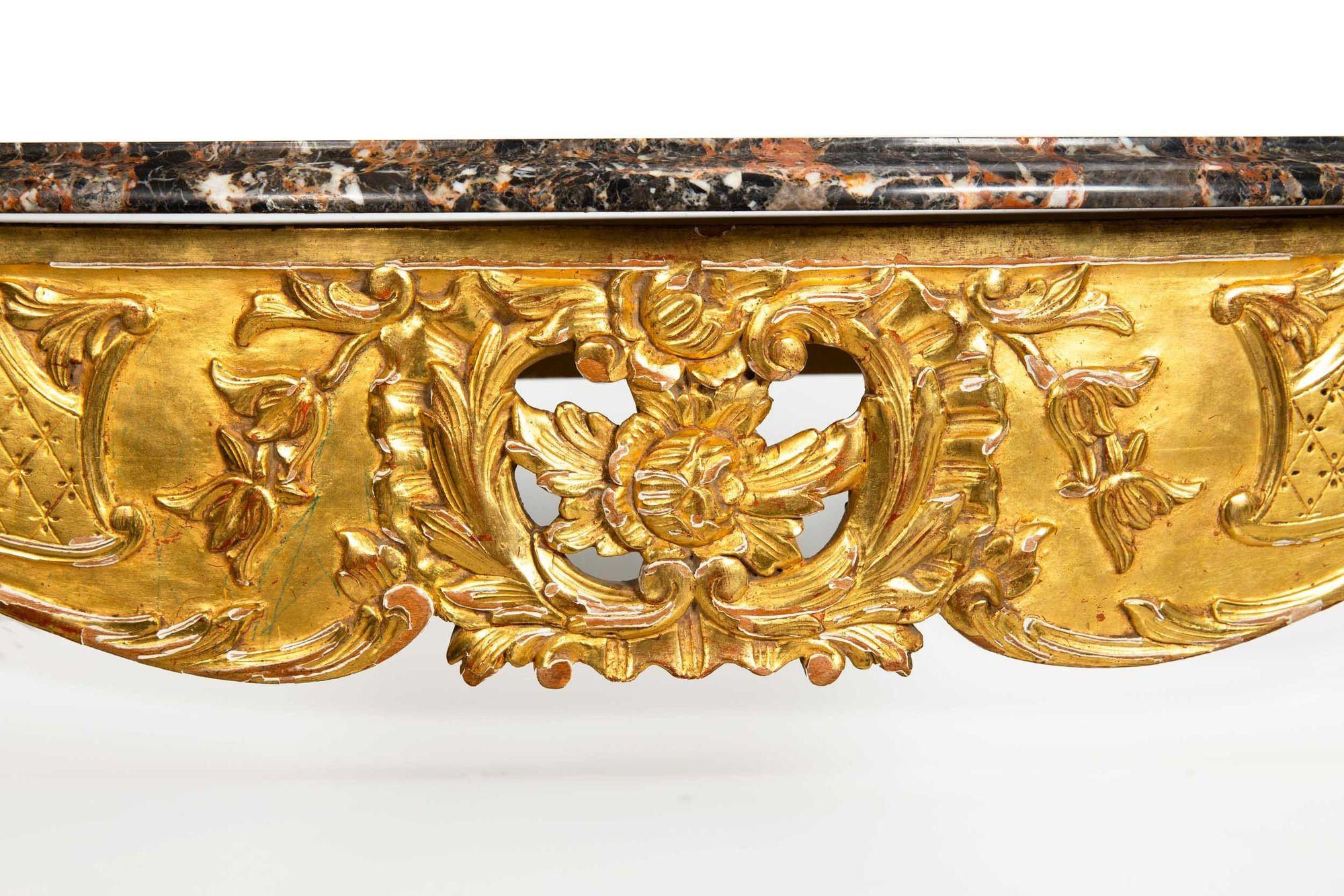 Table console ancienne de style Louis XV avec plateau en marbre doré en vente 6