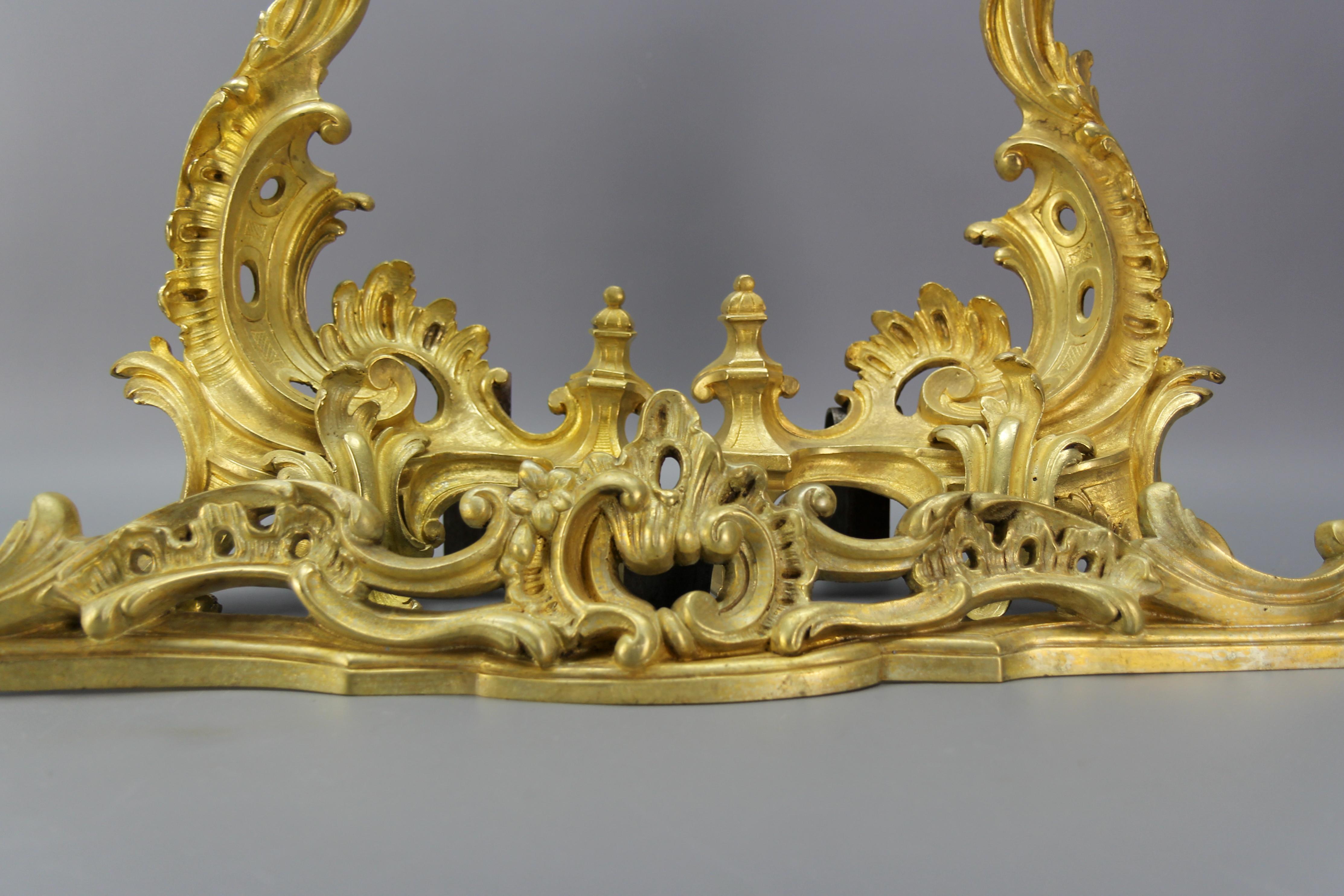 French Louis XV Style Gilt Bronze Fireplace Fender, Late 19th Century 9